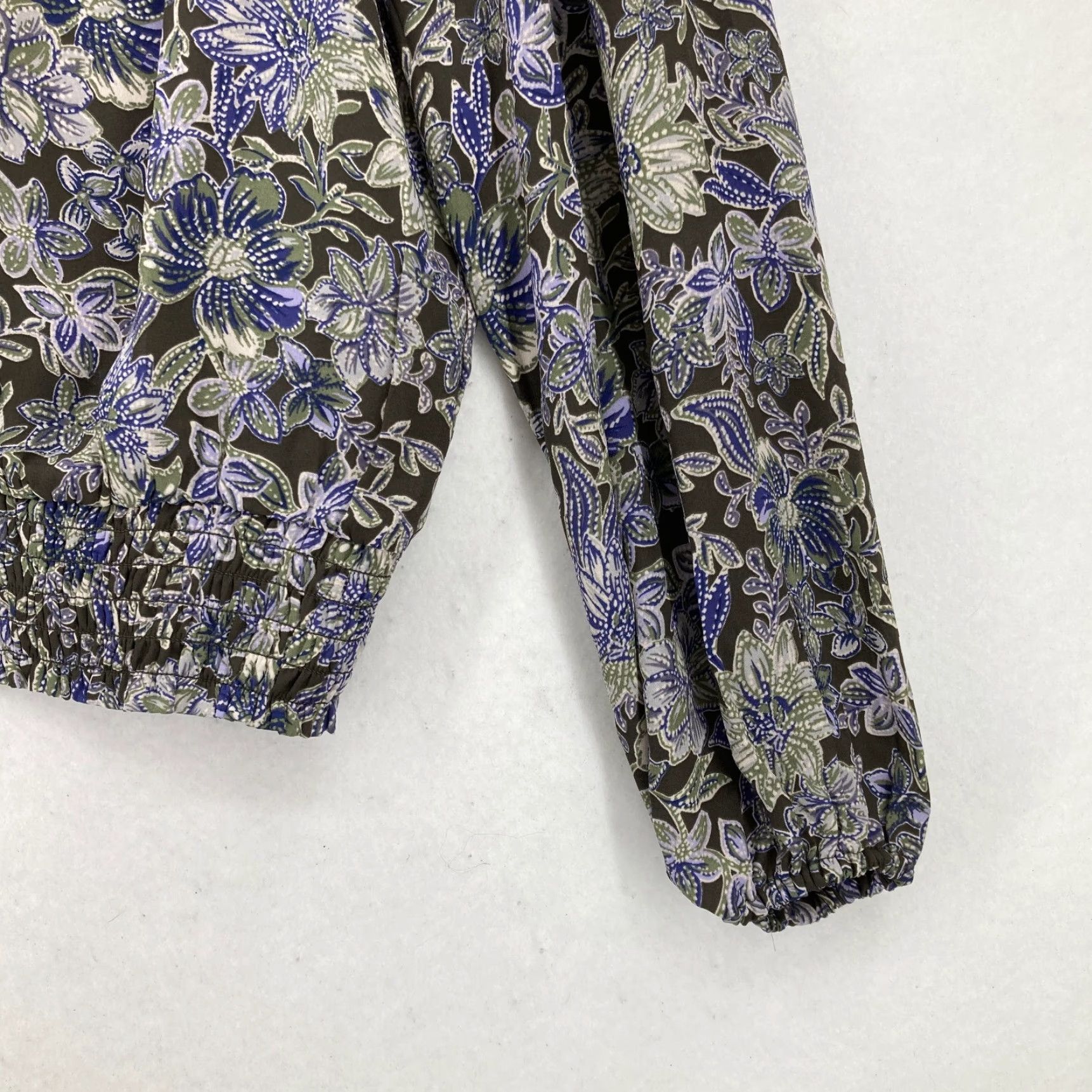 Loft LOFT Outlet Floral Blouse Ruffle Shoulder Women's M Mock Neck Boho Chic NWT Blouse Size M / US 6-8 / IT 42-44 - 3 Thumbnail