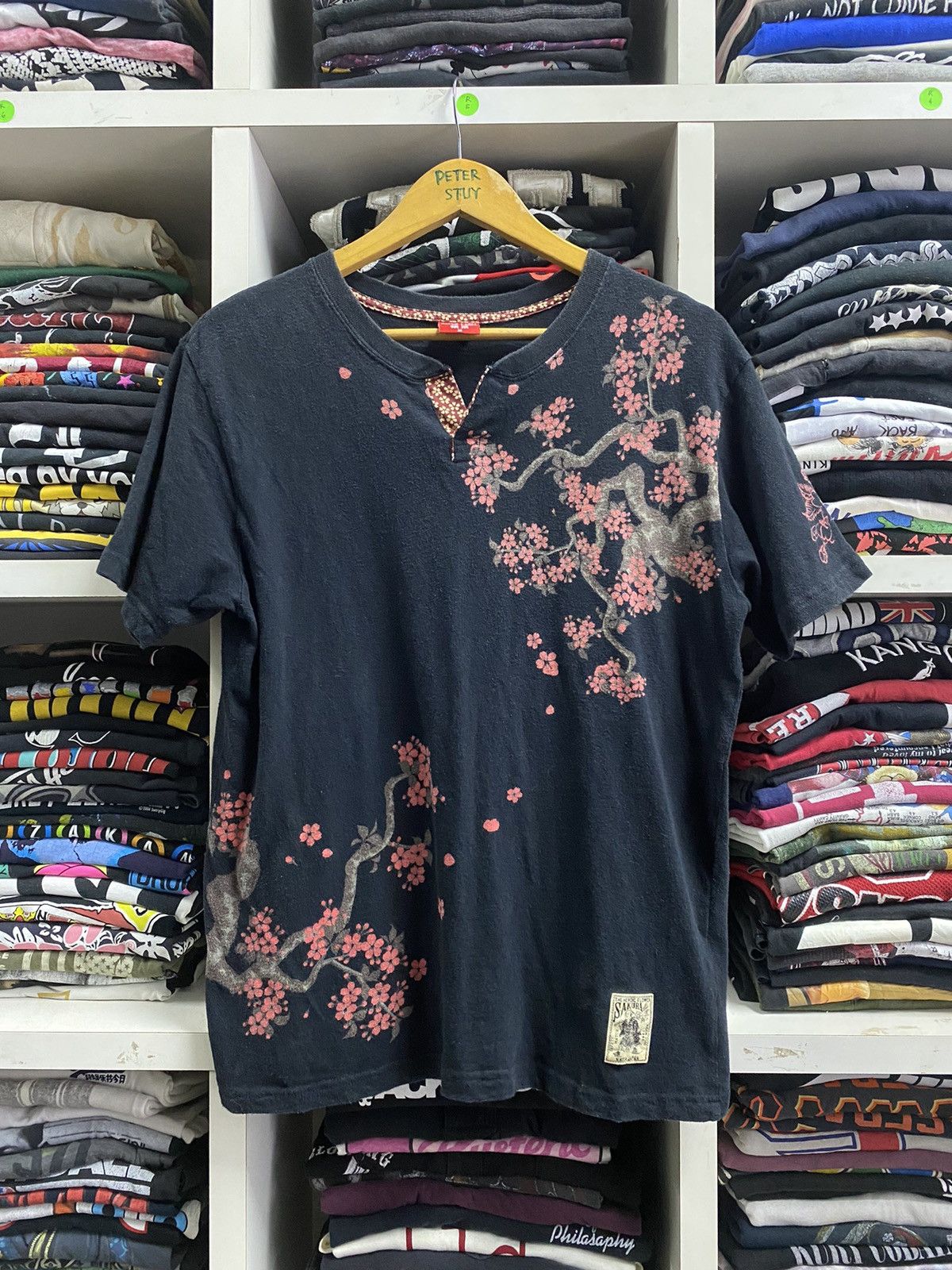 Vintage Japanese Traditional Sakura Design Cotton Tees Size US M / EU 48-50 / 2 - 1 Thumbnail
