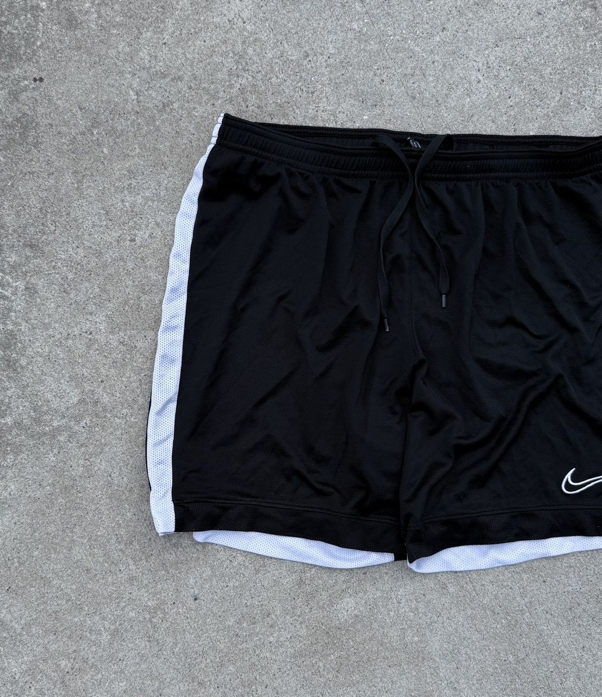 Other Vintage Nike y2k streetwear track shorts Size US 32 / EU 48 - 3 Thumbnail