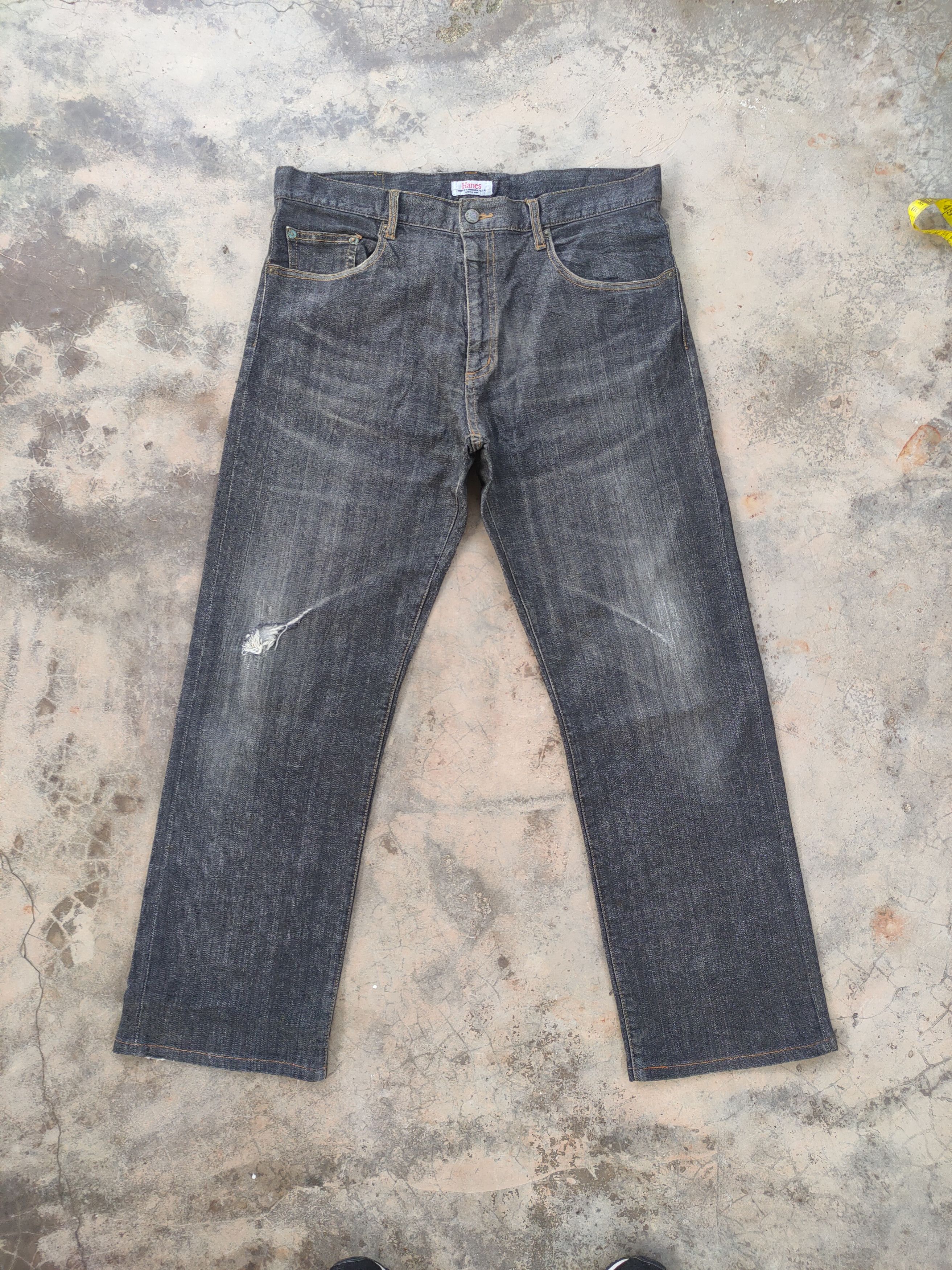 Hanes VINTAGE BLACK HANES FADED JEANS DENIM PANTS Size US 36 / EU 52 - 1 Thumbnail