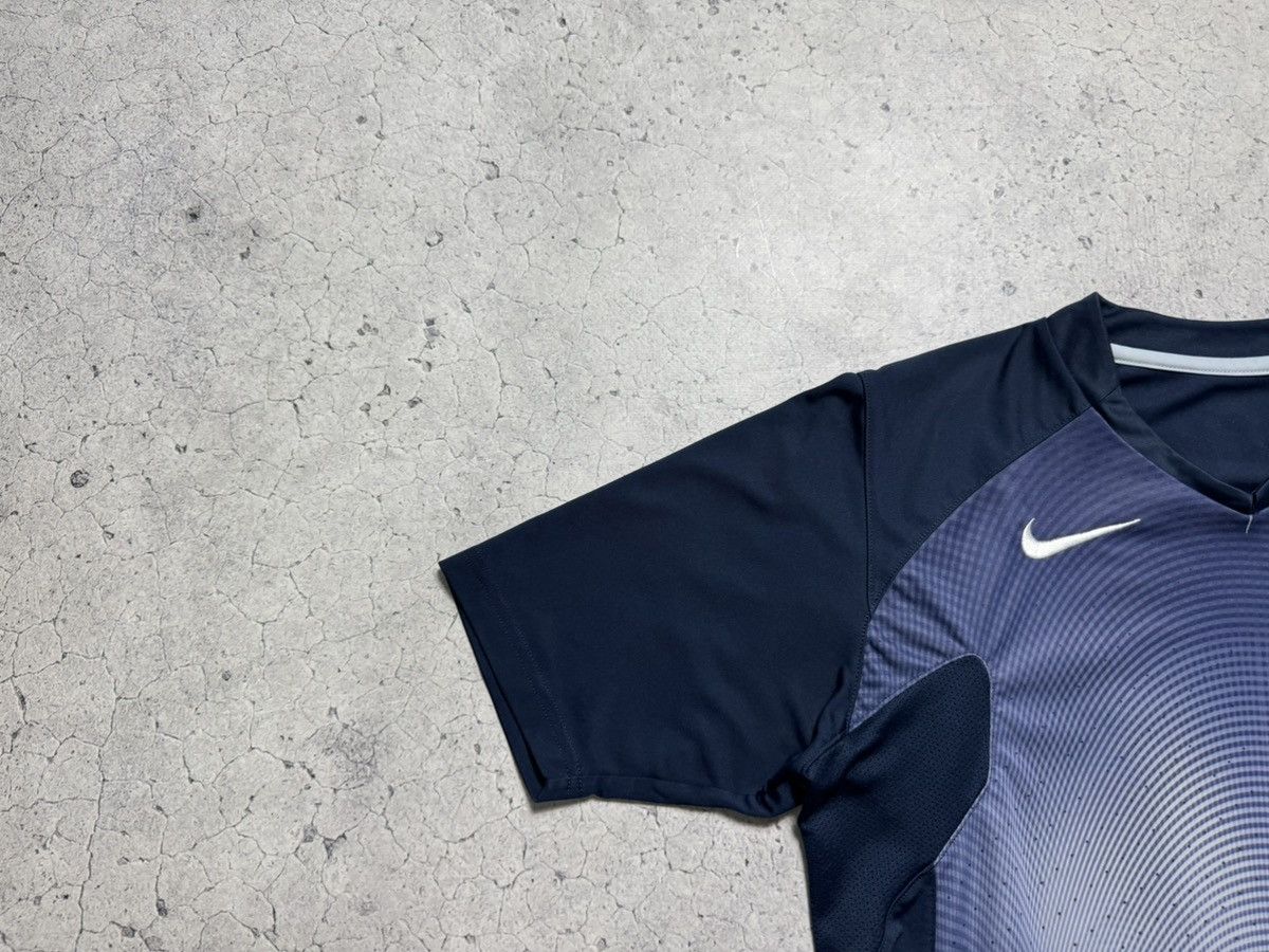 Nike Nike Vintage Total 90 T-Shirt Big Logo Drill TN Swoosh Size US S / EU 44-46 / 1 - 4 Thumbnail