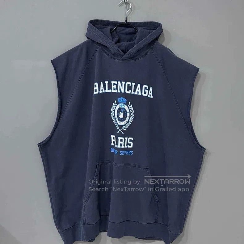 Balenciaga Crown wheat sleeveless sweater