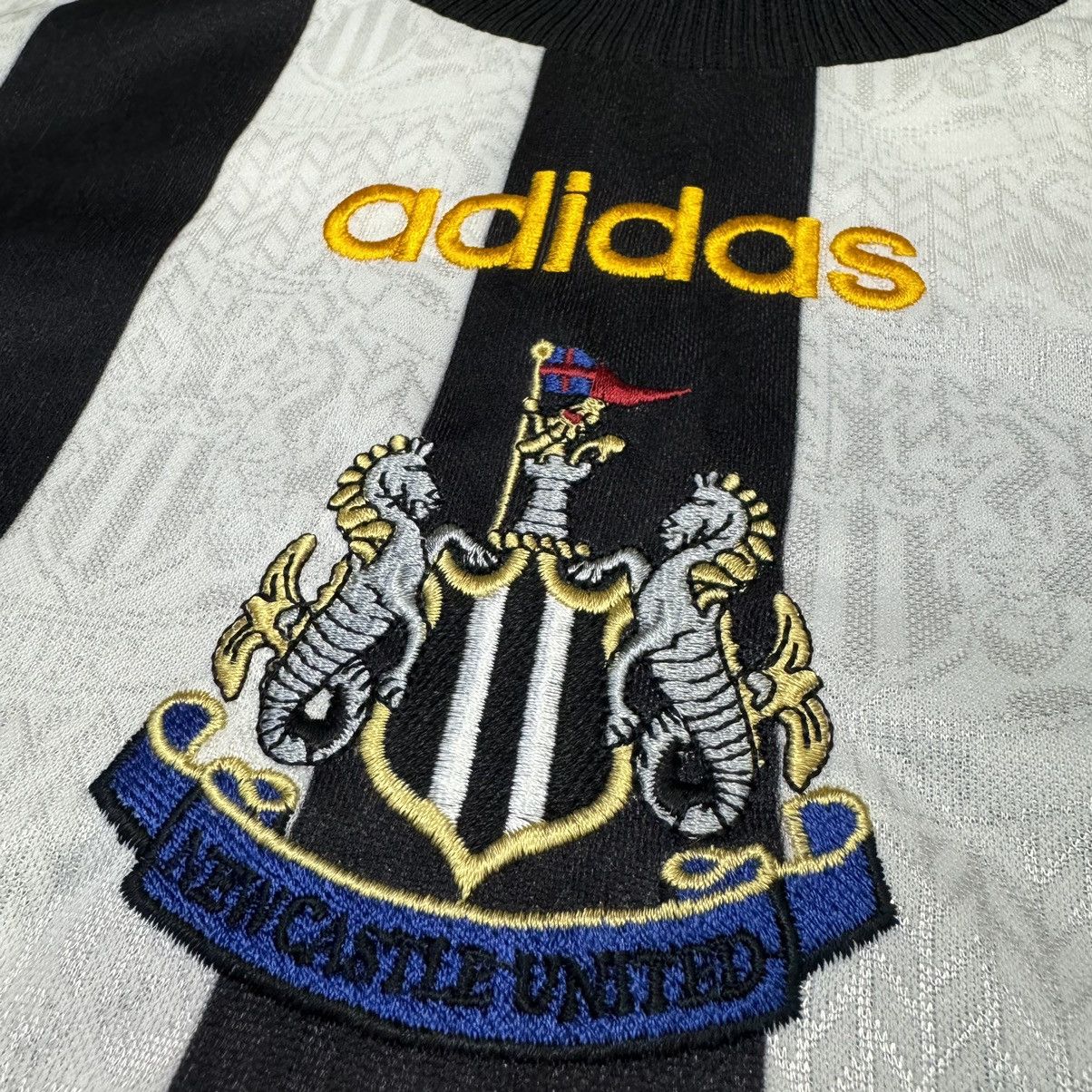 Adidas Newcastle 97/99 home shirt #9 Shearer Size US S / EU 44-46 / 1 - 5 Thumbnail