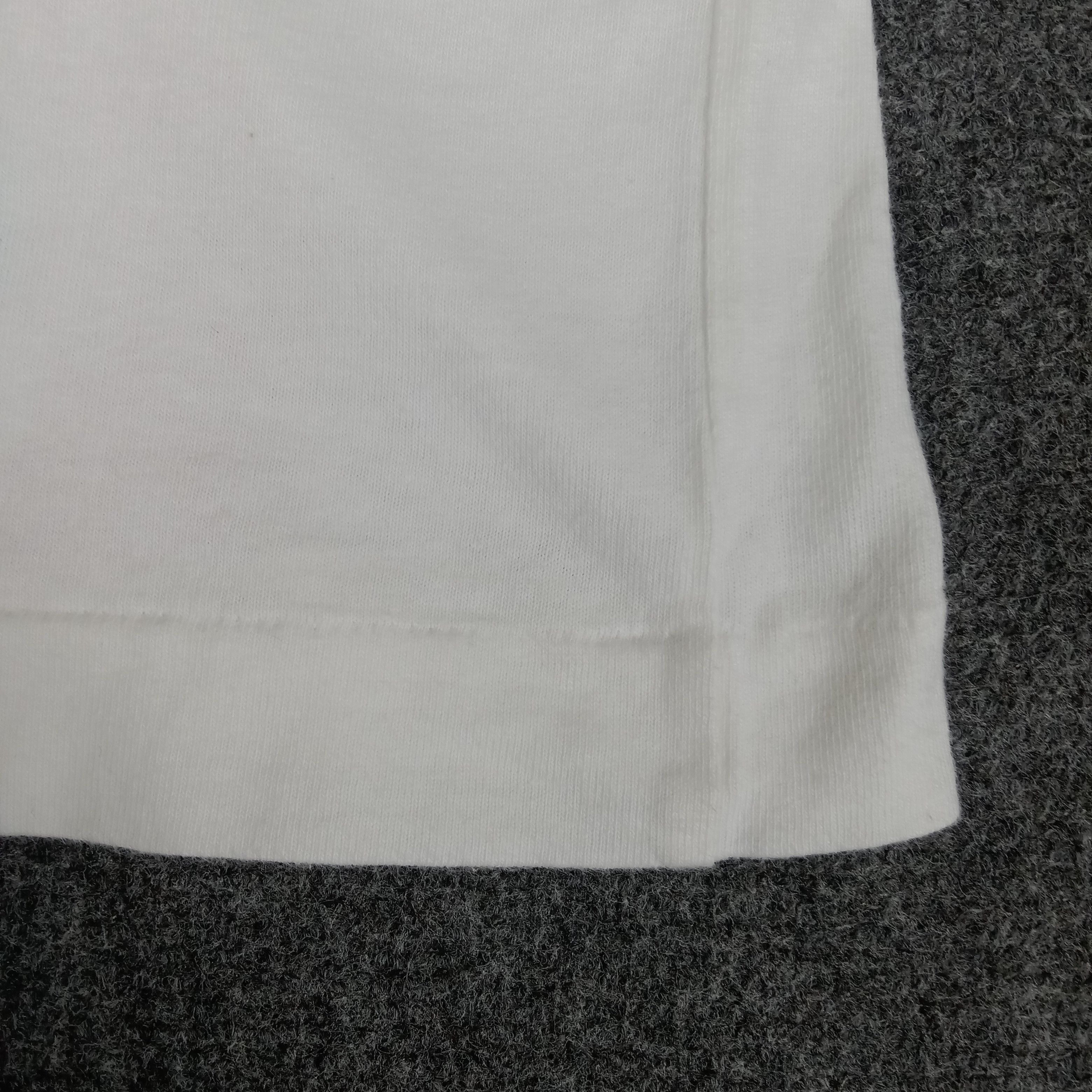 Comme des Garcons × Japanese Brand × Vintage PLAY Comme des Garcons Japanese Brand Tshirt Size US M / EU 48-50 / 2 - 10 Thumbnail