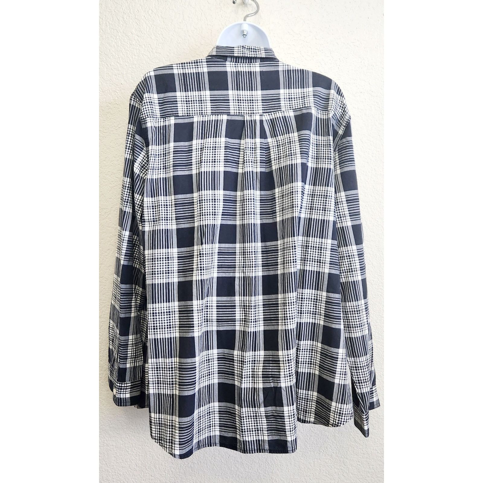 Old Navy Old Navy Black White Plaid Button Up Top 2X Plus Lightweight Size XXL / US 16-18 / IT 52-54 - 3 Thumbnail