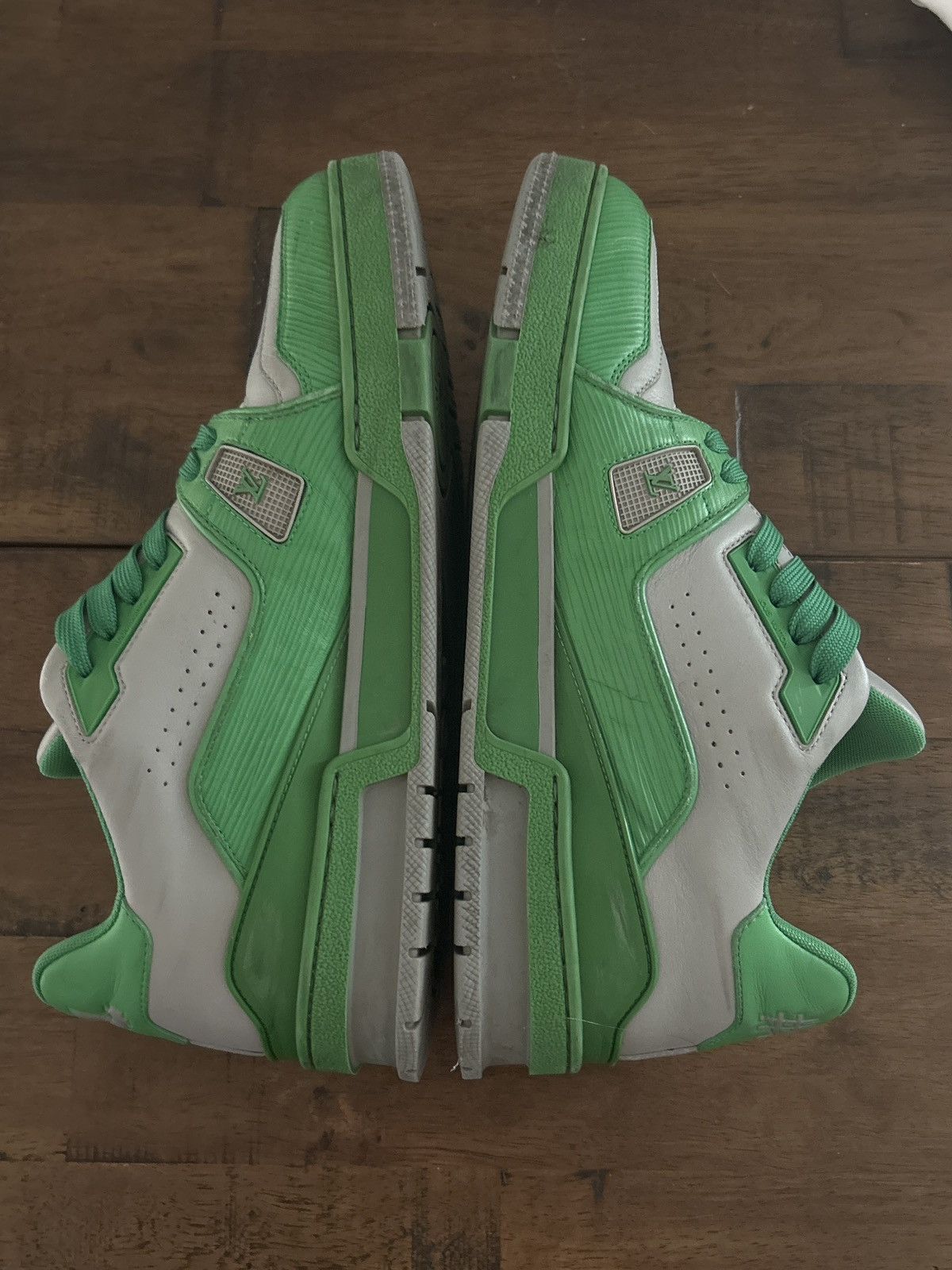Louis Vuitton RARE LV trainer #54 green & grey Size US 9 / EU 42 - 4 Thumbnail