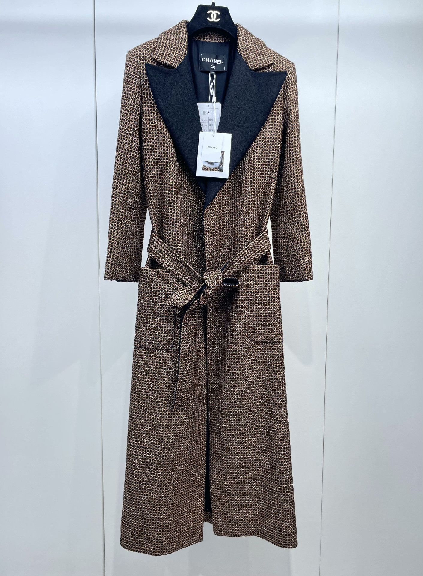 Chanel Chanel 24C Gold Yarn Belted Coat Size XXS / US 00 / IT 34 - 1 Thumbnail