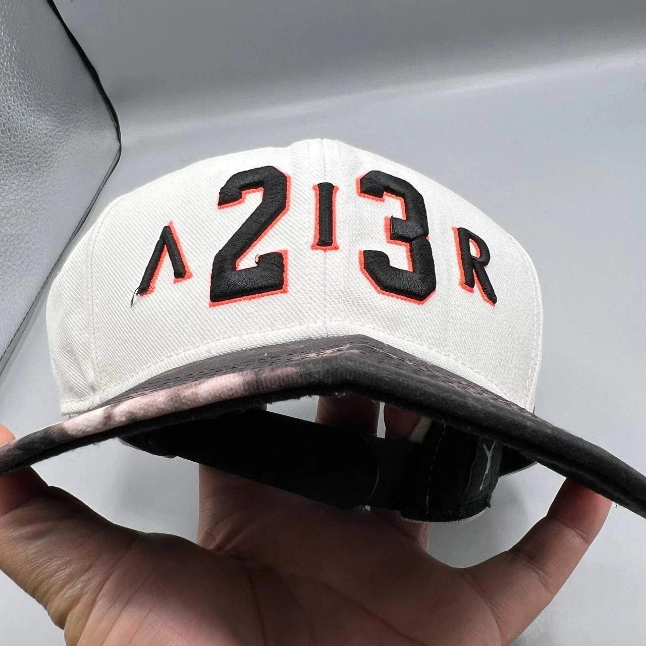 Jordan Brand Air Jordan 23 Hat Men Embroidered Jumpman Snap Back Cap Size ONE SIZE - 9 Thumbnail