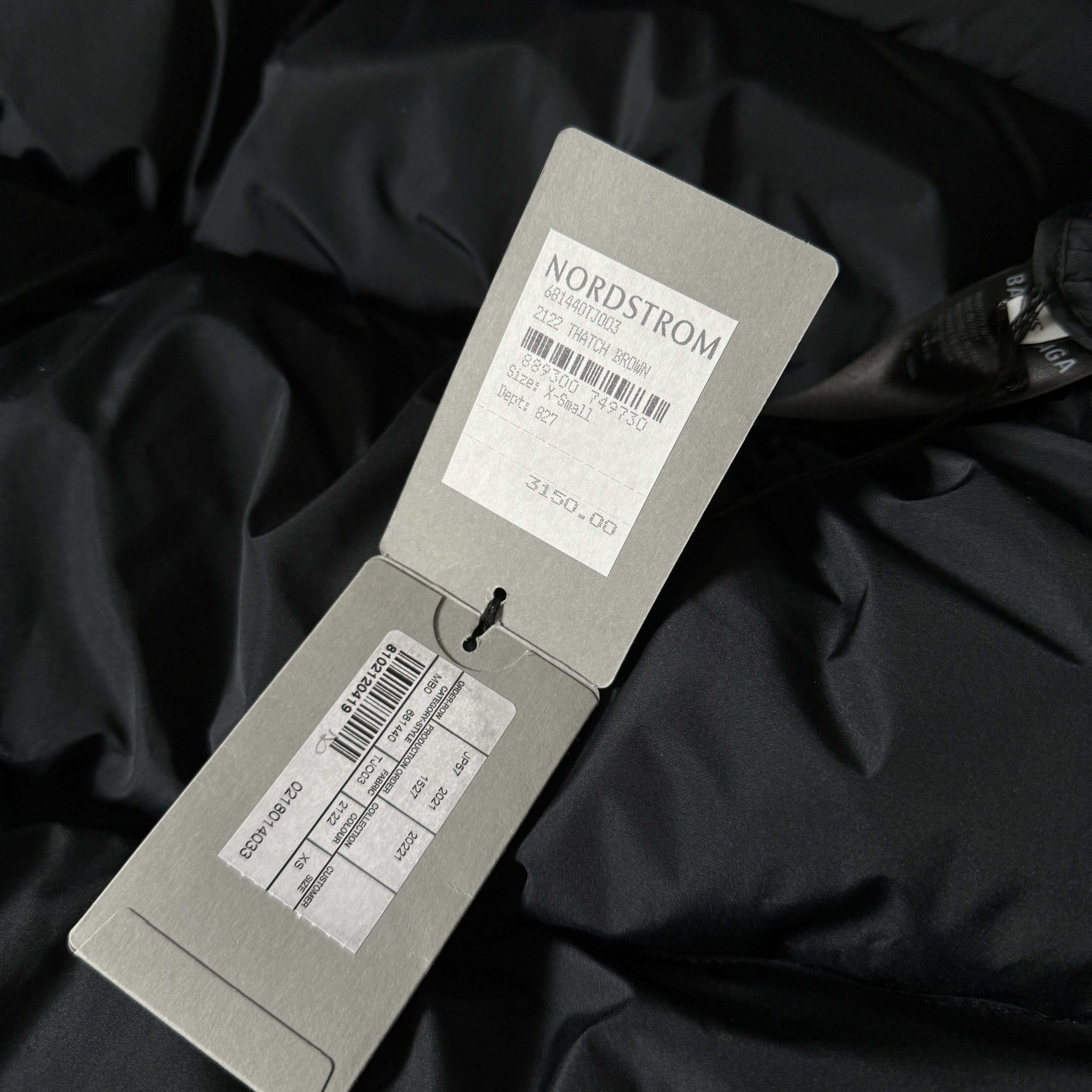 Balenciaga Balenciaga Sporty B Logo Puffer Jacket - XS Fits Medium Size US XS / EU 42 / 0 - 11 Thumbnail