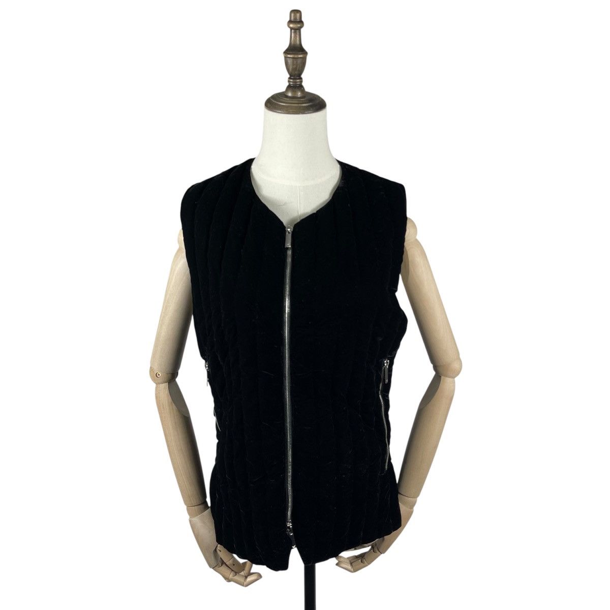 Emporio Armani Emporio Armani Velvet Duck Down Jacket Size M / US 6-8 / IT 42-44 - 1 Thumbnail