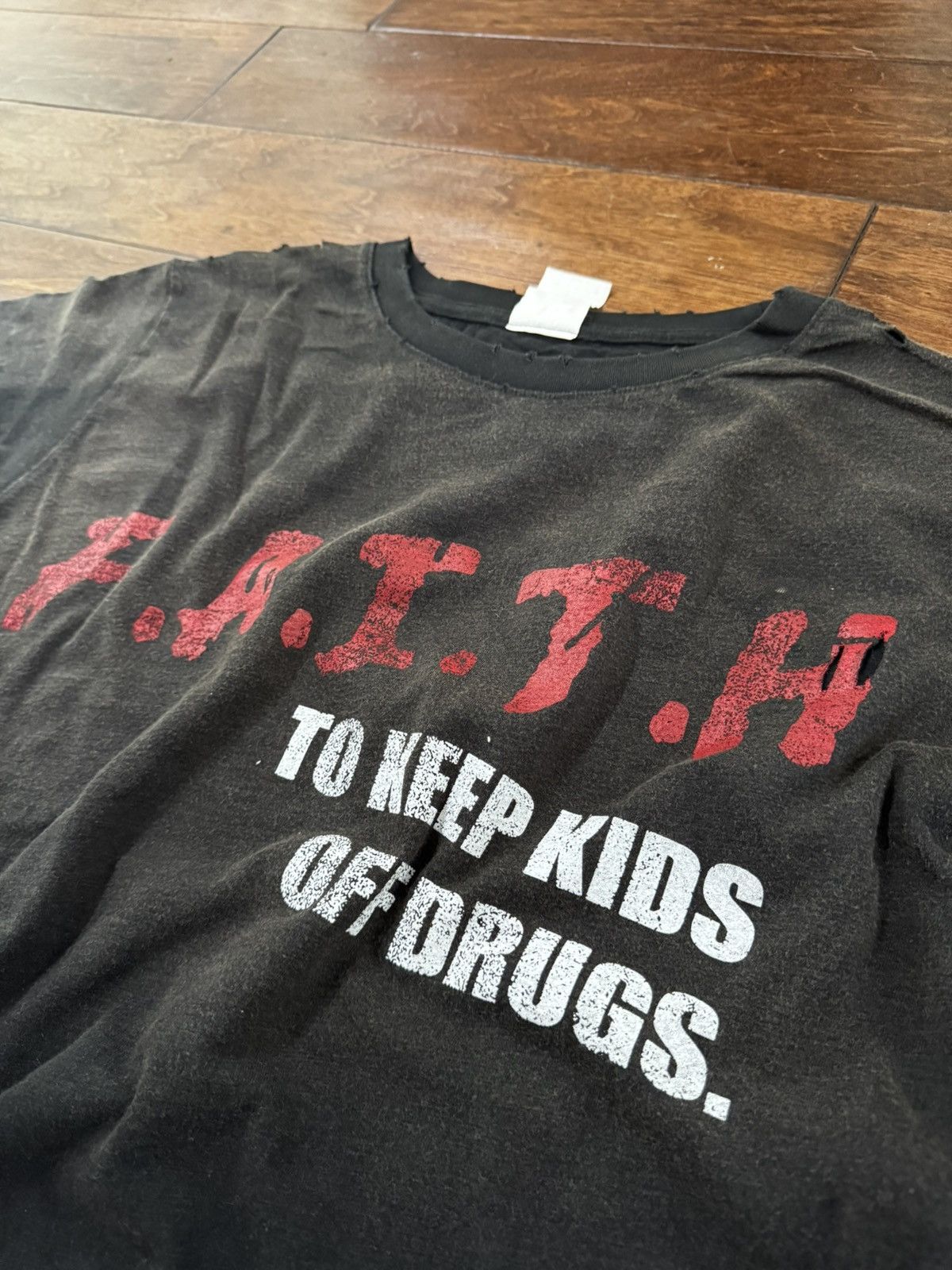 Other Vintage Faith Tee Size US M / EU 48-50 / 2 - 2 Thumbnail