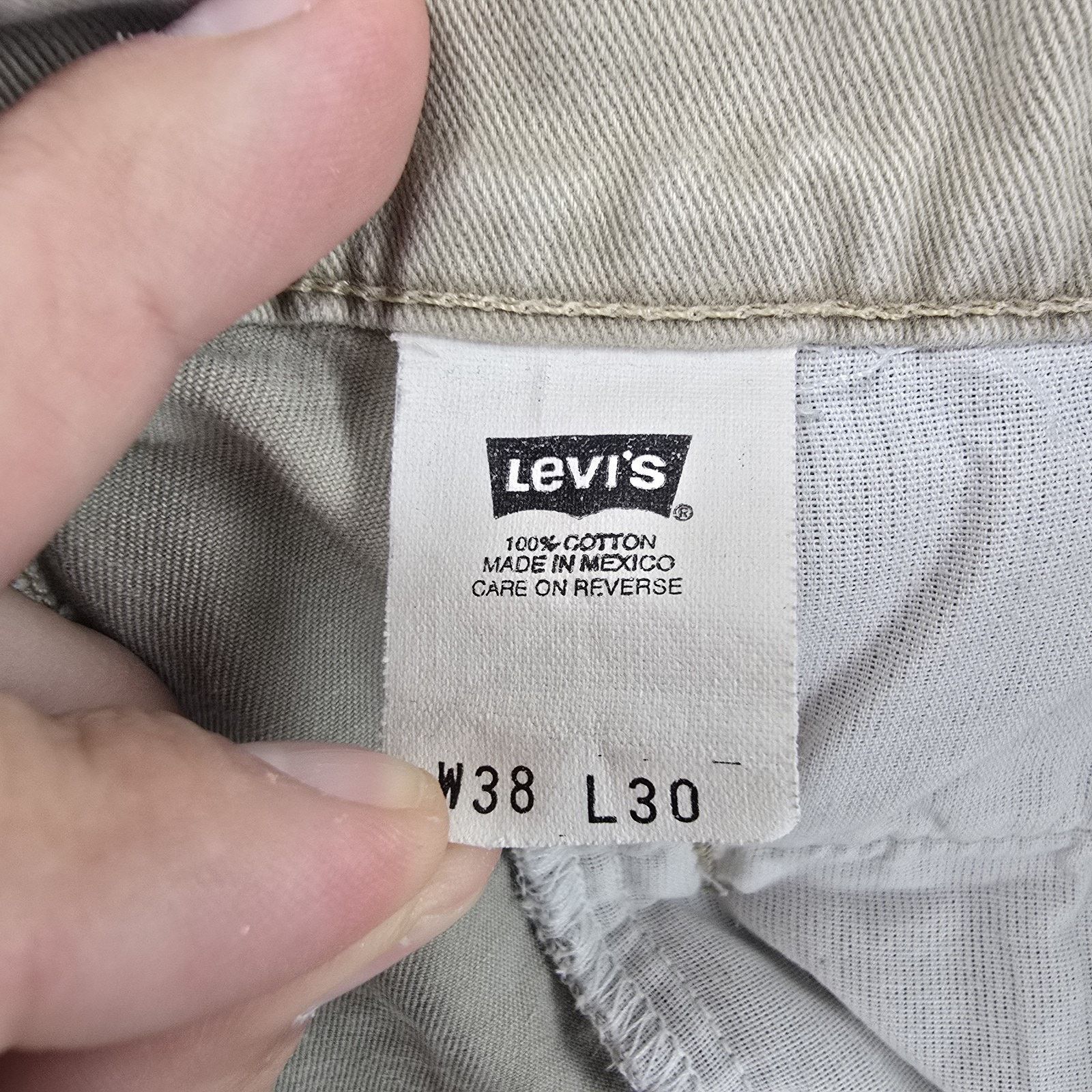 Levi's Vintage Levis L2 Khaki Pants Mens 38x30 (Fits 38x27) Baggy Size US 38 / EU 54 - 5 Thumbnail