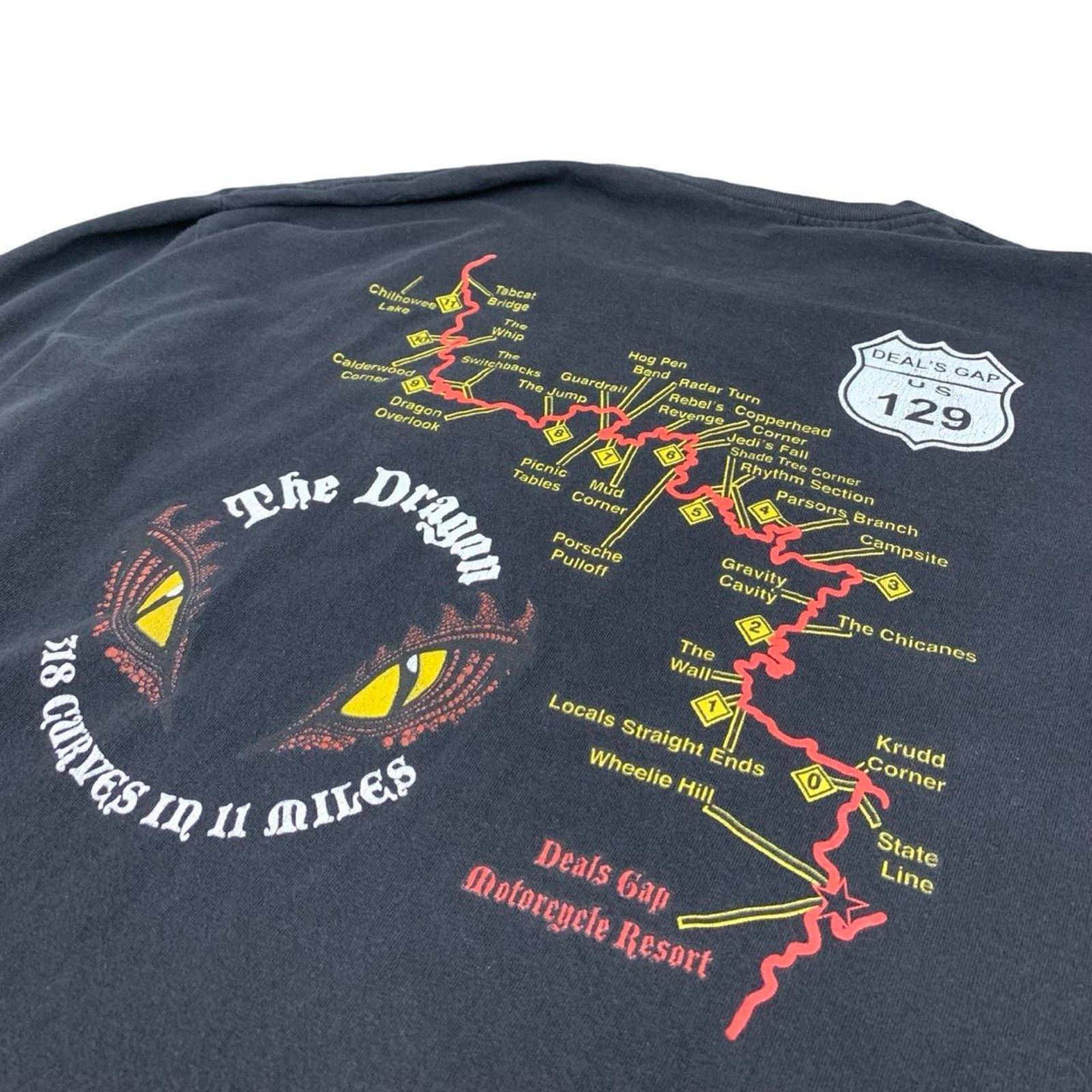 Japanese Brand × Vintage Vintage Deals Gap The Dragon Graphic Biker T-shirt Size L Size US L / EU 52-54 / 3 - 1 Thumbnail
