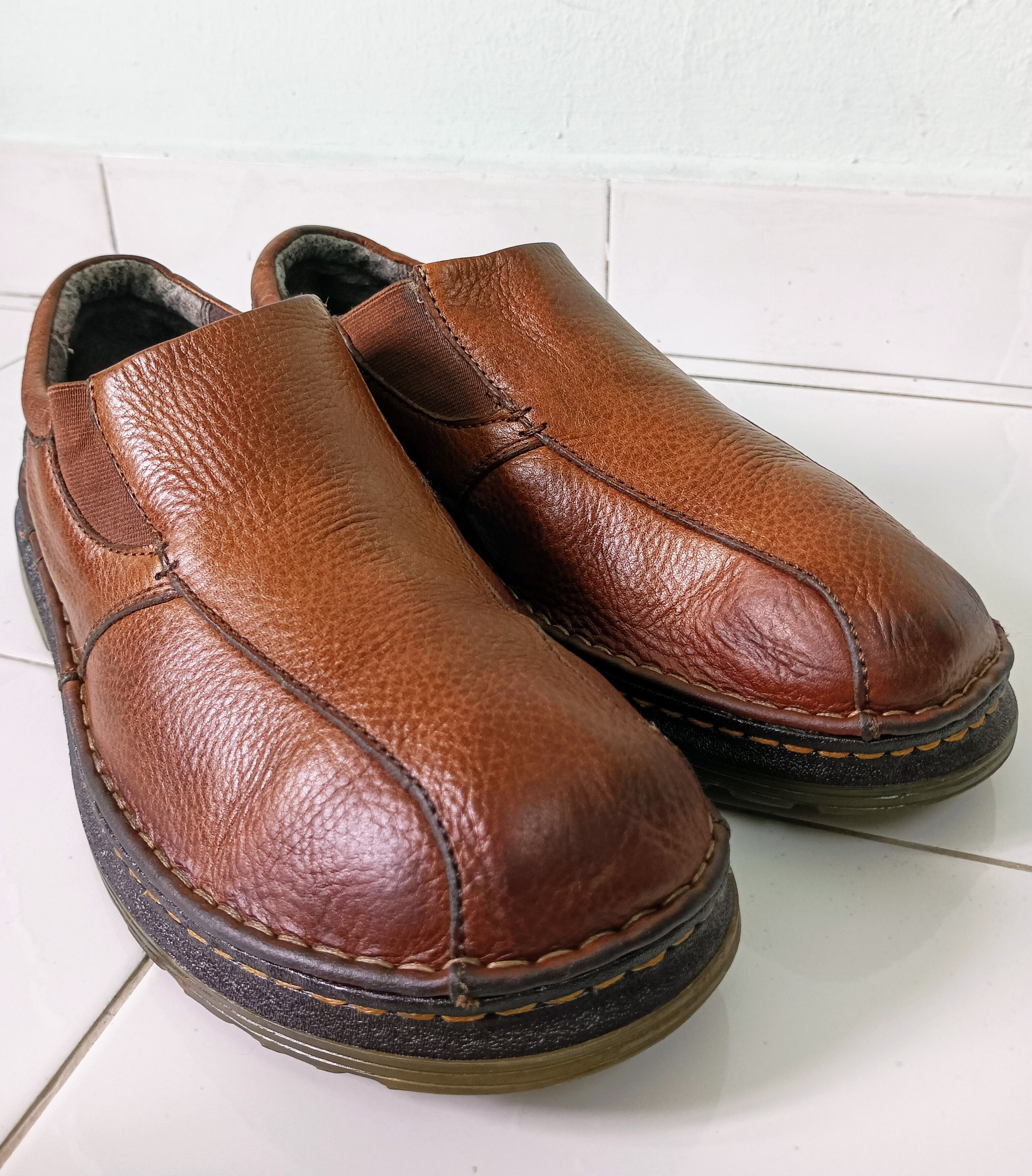 Dr. Martens × Vintage Dr. Martens Mens Tevin Brown Round Toe Low Top AW004 Size US 11 / EU 44 - 3 Thumbnail