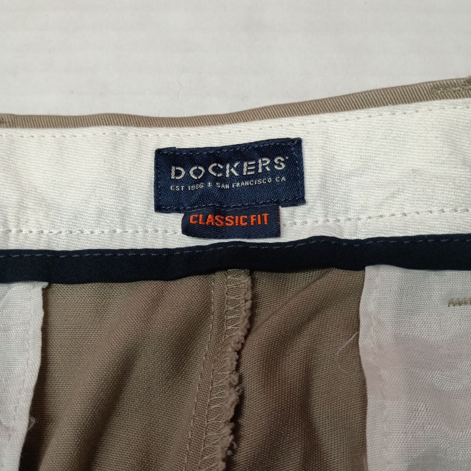 Dockers Dockers Khakis Pants Men's 38x34 Beige Pleated Classic Fit Size US 38 / EU 54 - 5 Thumbnail