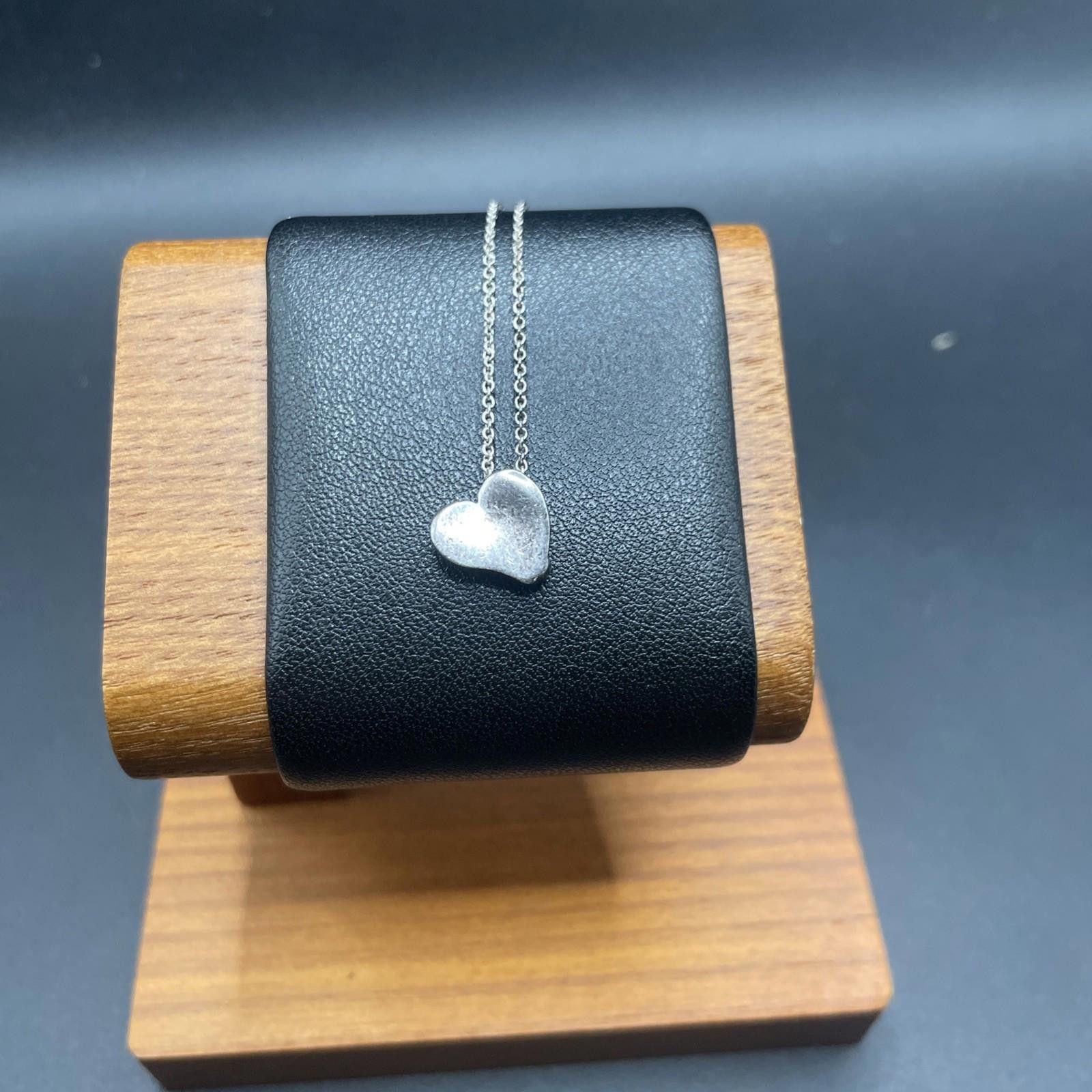 The Unbranded Brand Vintage 925 Heart Pendant On Silver Chain Approx 16” Size ONE SIZE - 1 Thumbnail