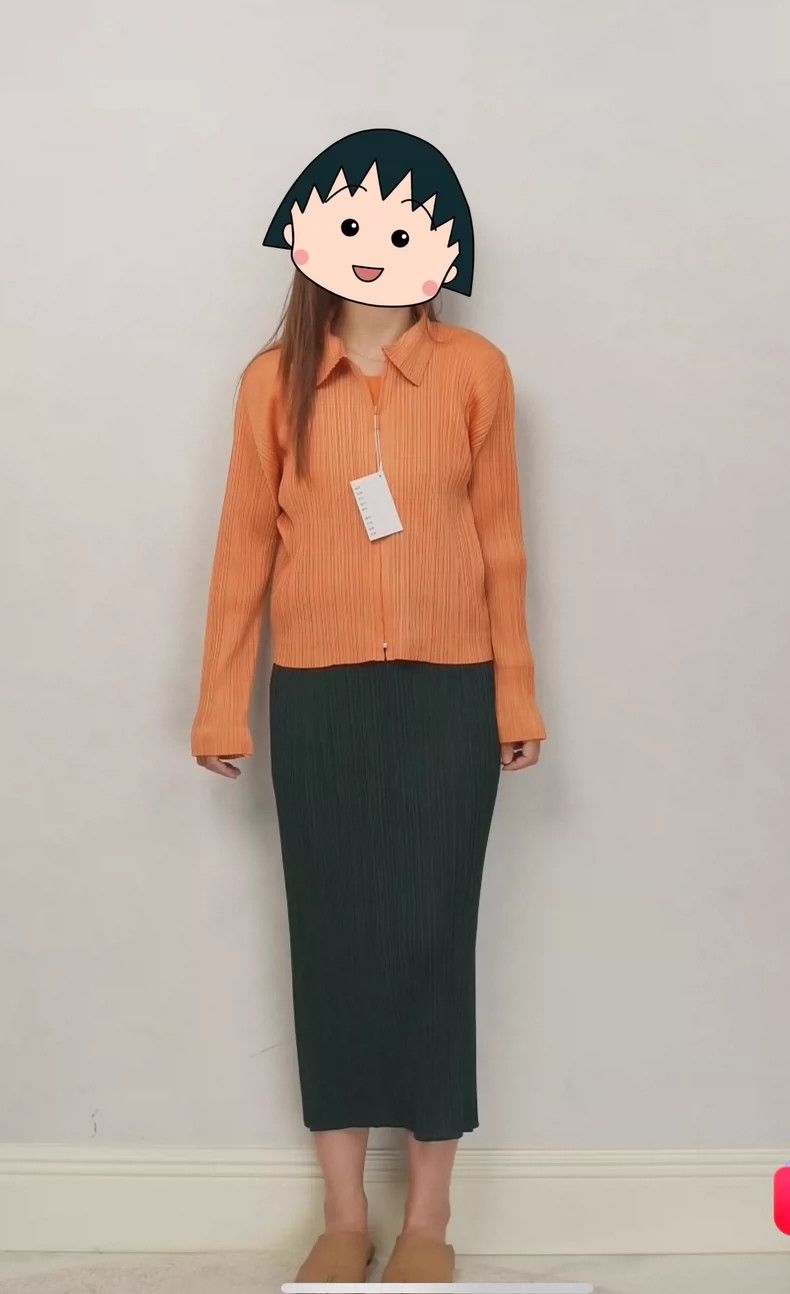 Issey Miyake Issey Miyake Orange pleated top Size L / US 10 / IT 46 - 1 Thumbnail