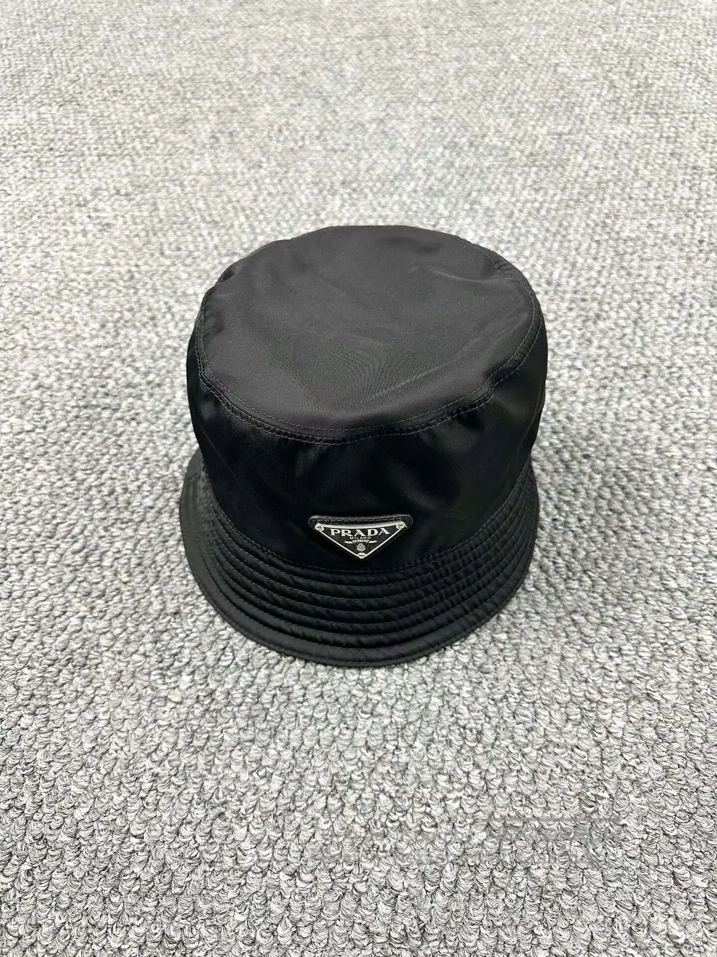 Prada Prada size S Black triangle badge fisherman's hat| Size ONE SIZE - 1 Thumbnail