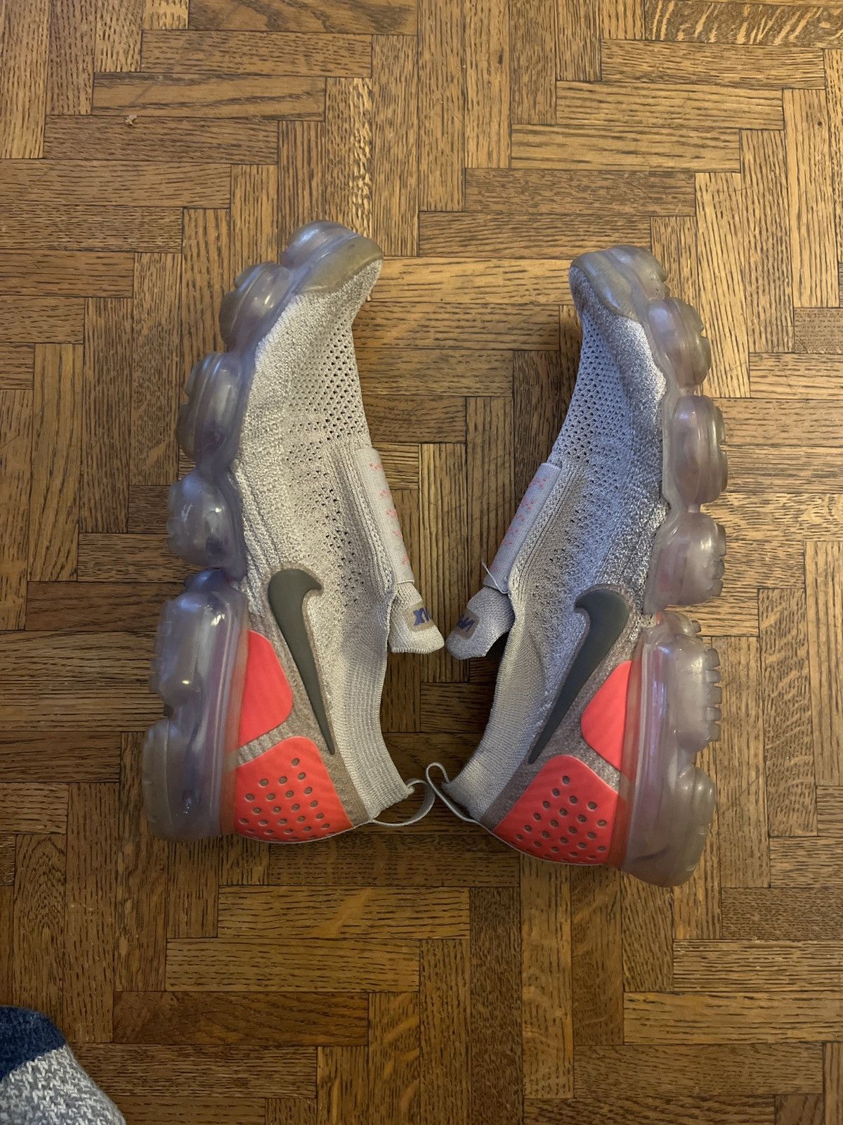 Nike Nike Vapormax Laceless Size US 9.5 / EU 42-43 - 1 Thumbnail