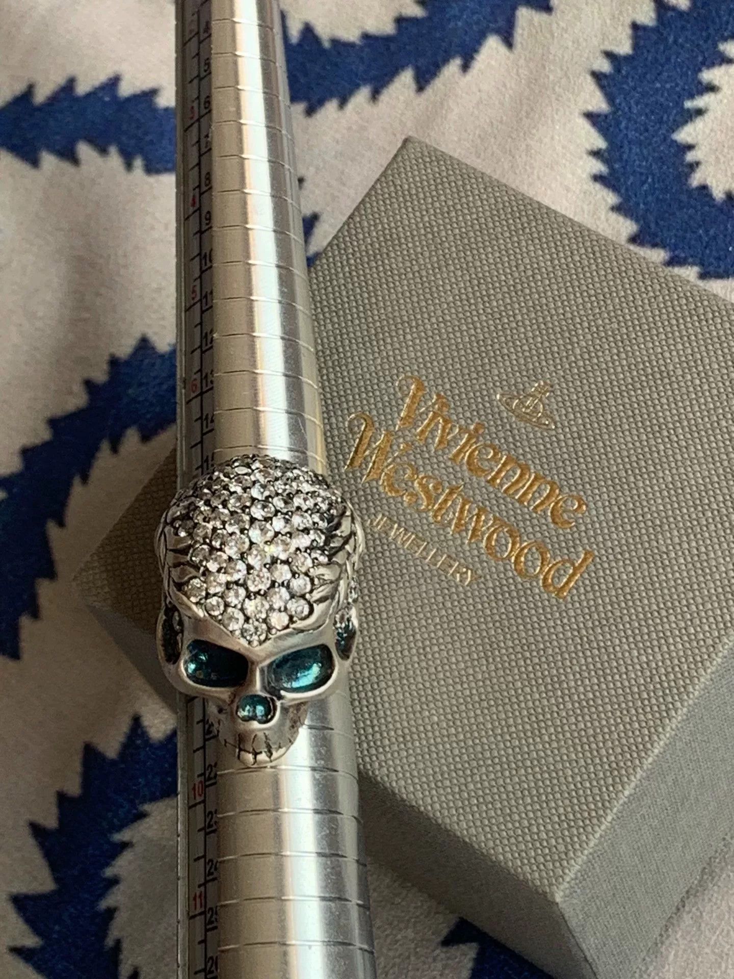 Vivienne Westwood vivienne westwood skull ring with crystals Size ONE SIZE - 1 Thumbnail