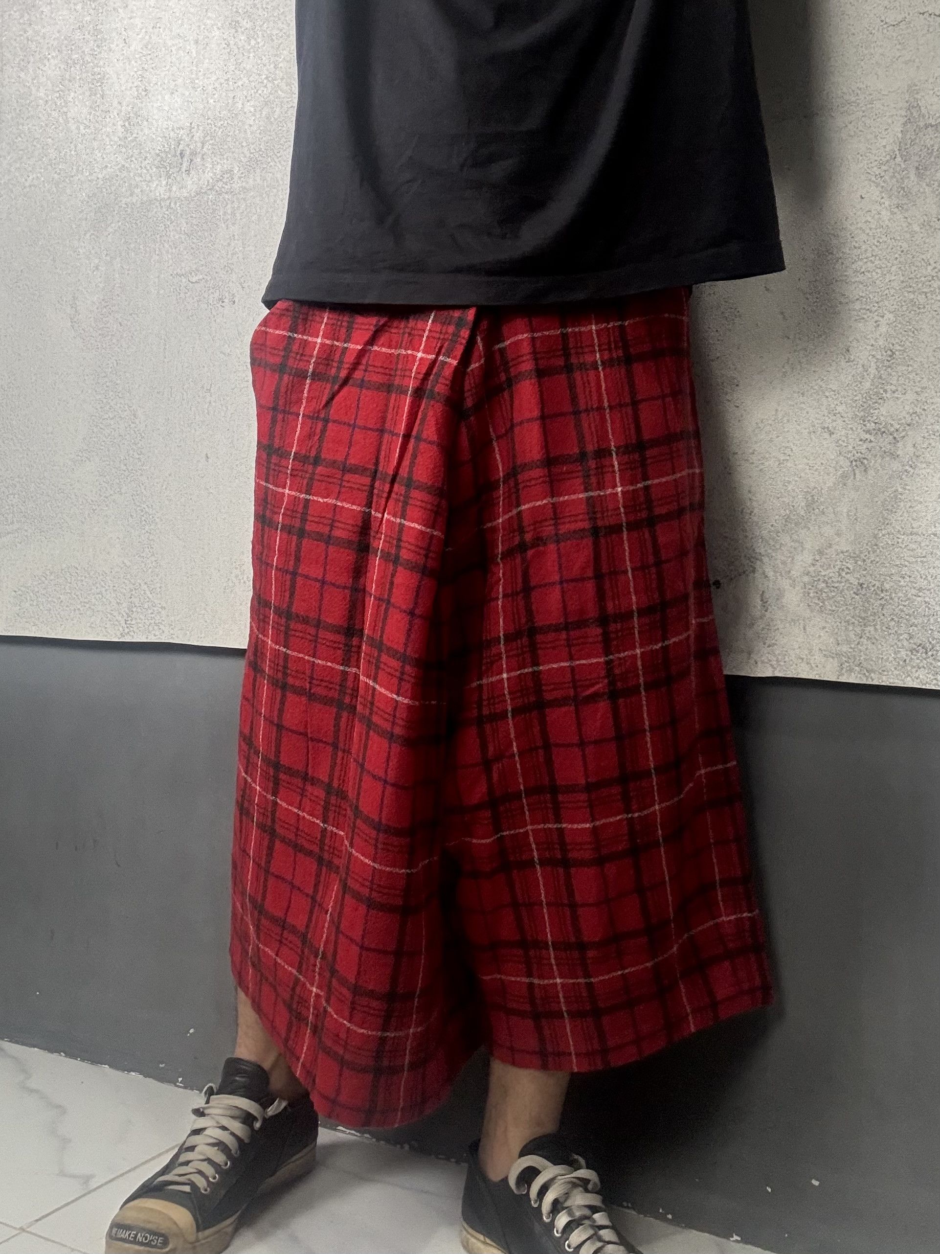 Yohji Yamamoto Y's Yohji Yamamoto Drop Crotch Plaid Tartan Wide Pants Size US 32 / EU 48 - 6 Thumbnail