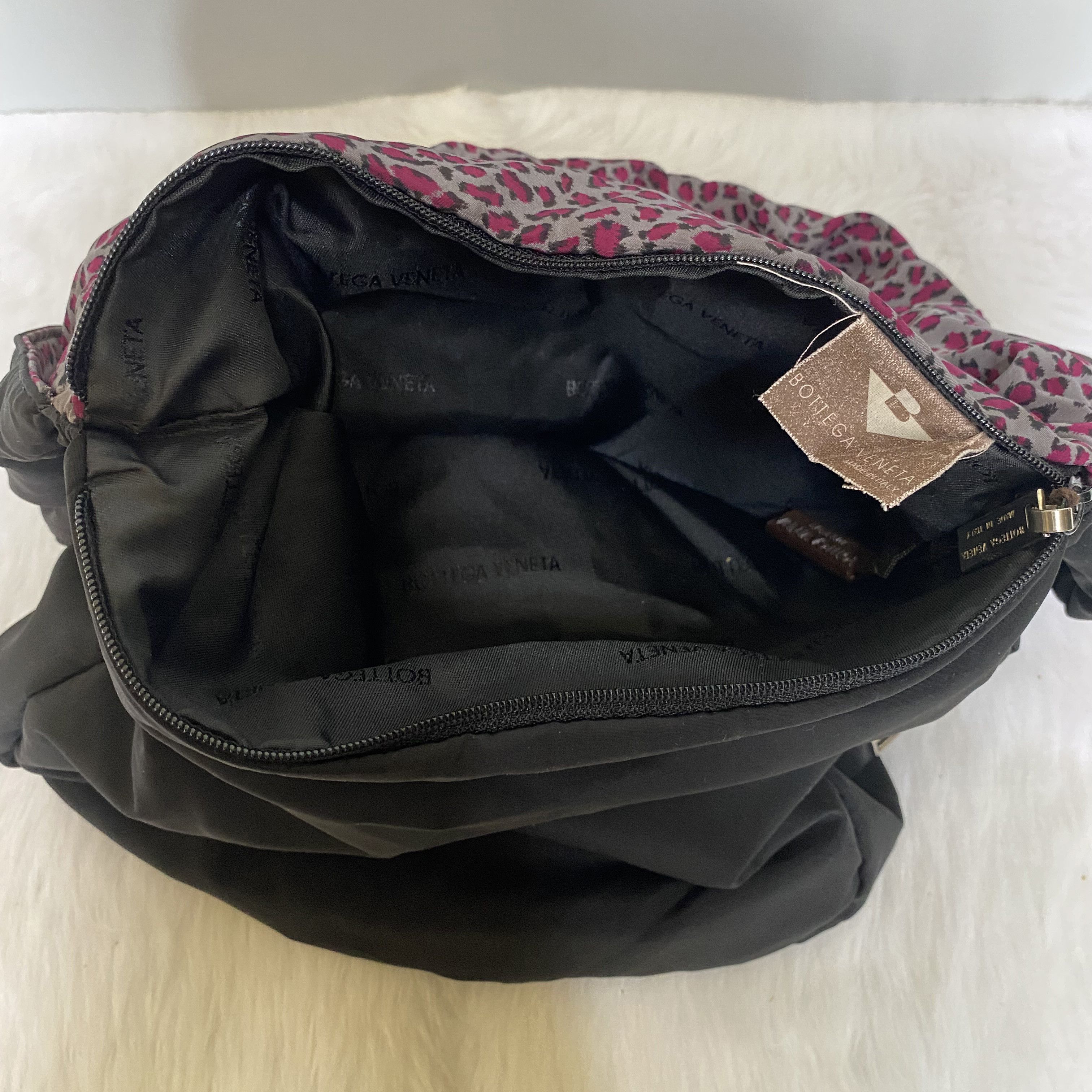 Bottega Veneta × Vintage Bottega Veneta Vintage Reversible Nylon Shoulder Bag Size ONE SIZE - 11 Thumbnail