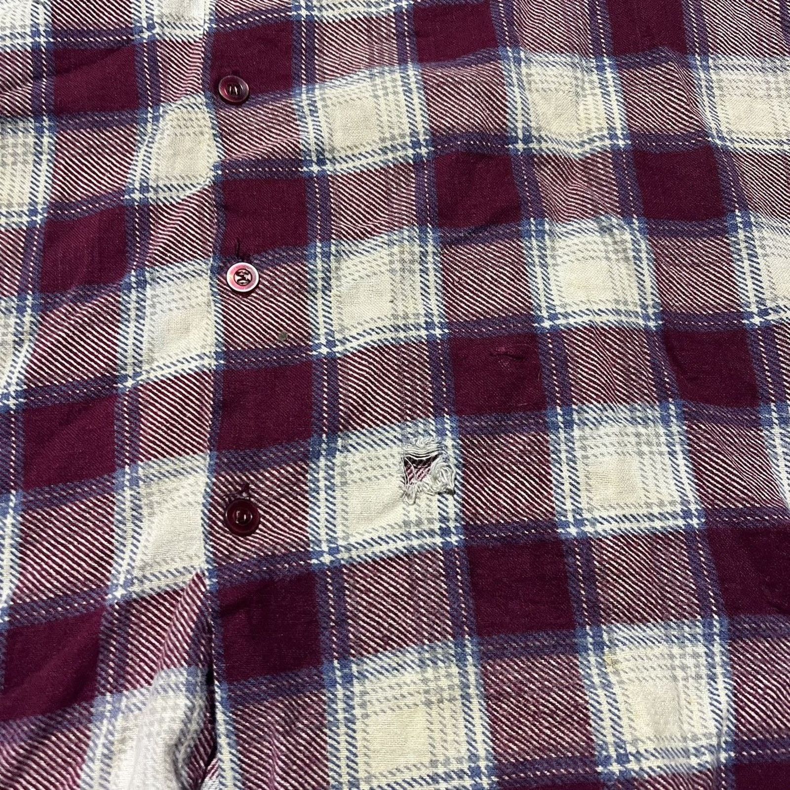 Vintage Vintage 70s Stage II Plum Plaid Distressed Flannel Shirt Size US XL / EU 56 / 4 - 2 Thumbnail