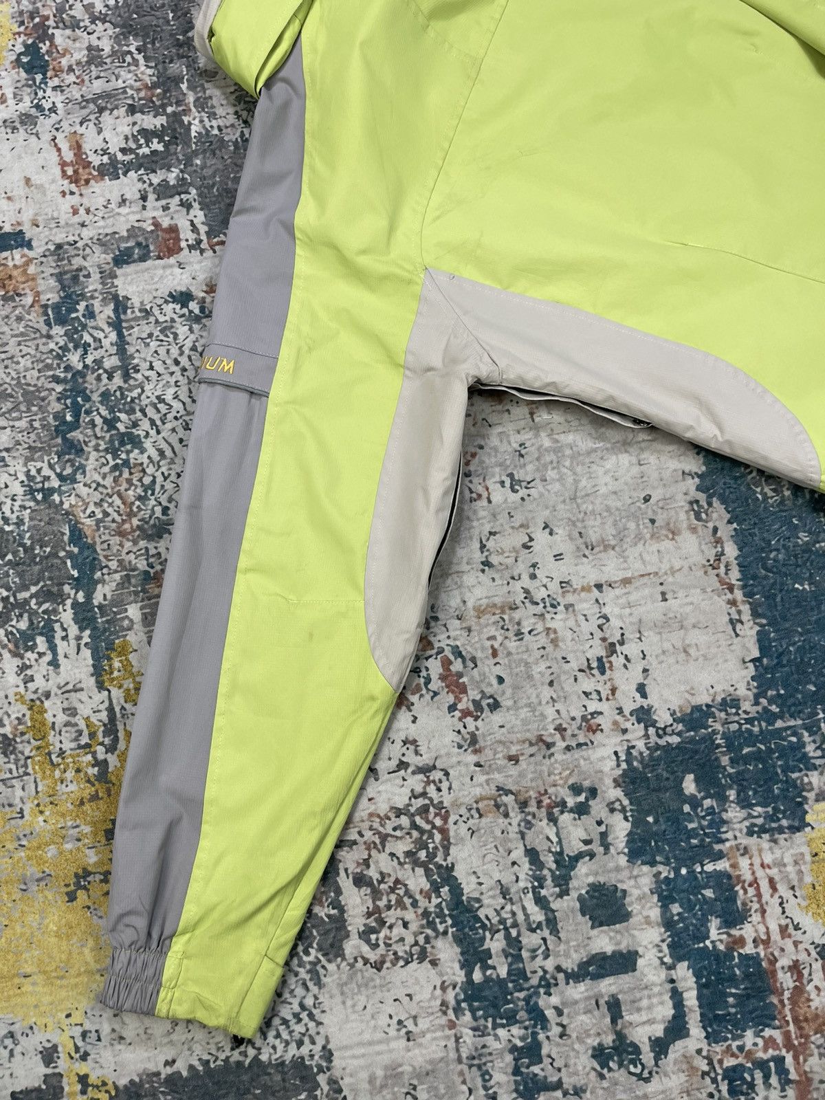 Columbia Vtg Columbia Titanium Impermeable Outdoor Jacket Size M / US 6-8 / IT 42-44 - 4 Thumbnail