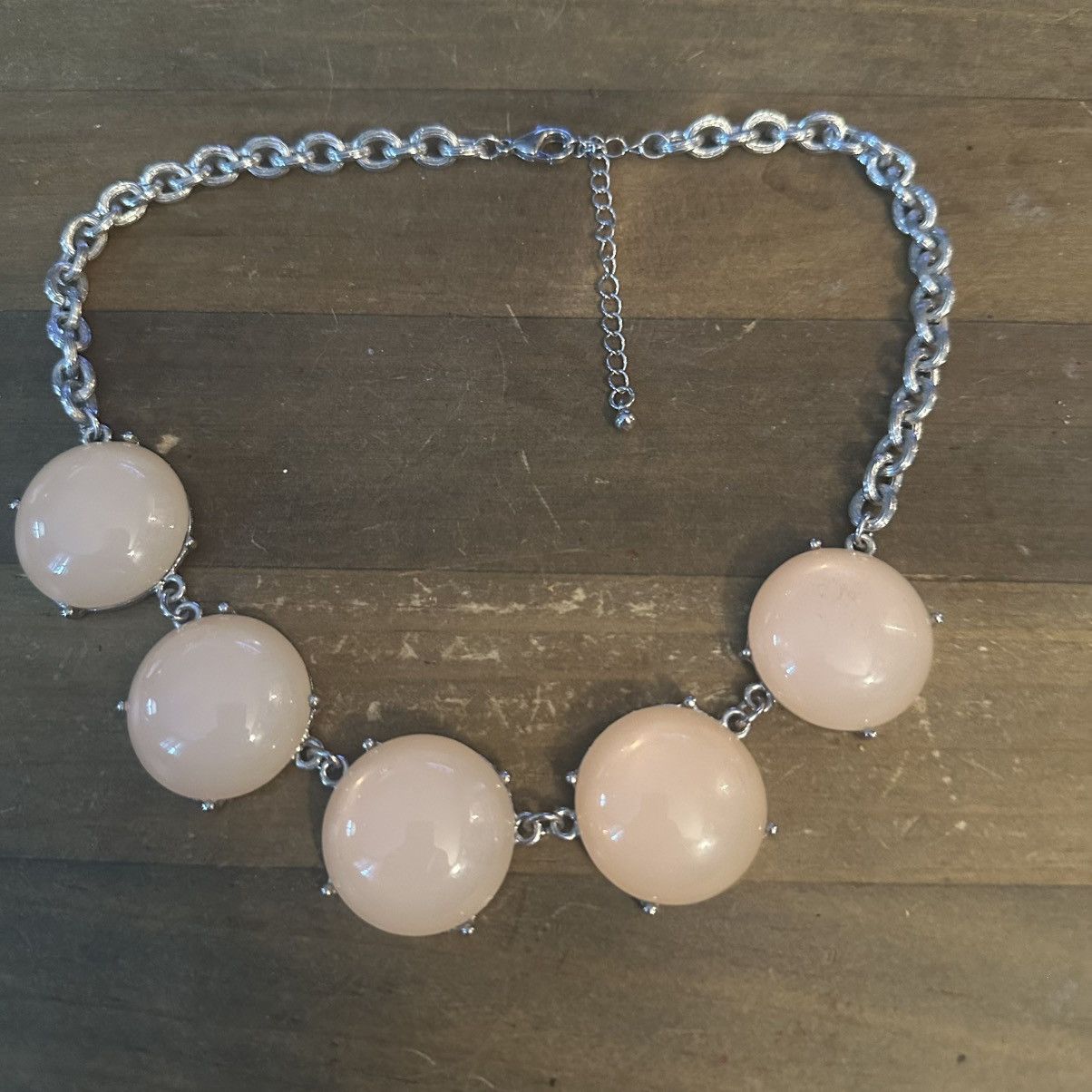 Other Silver tone cream bubble cabochon statement necklace Size ONE SIZE - 2 Thumbnail