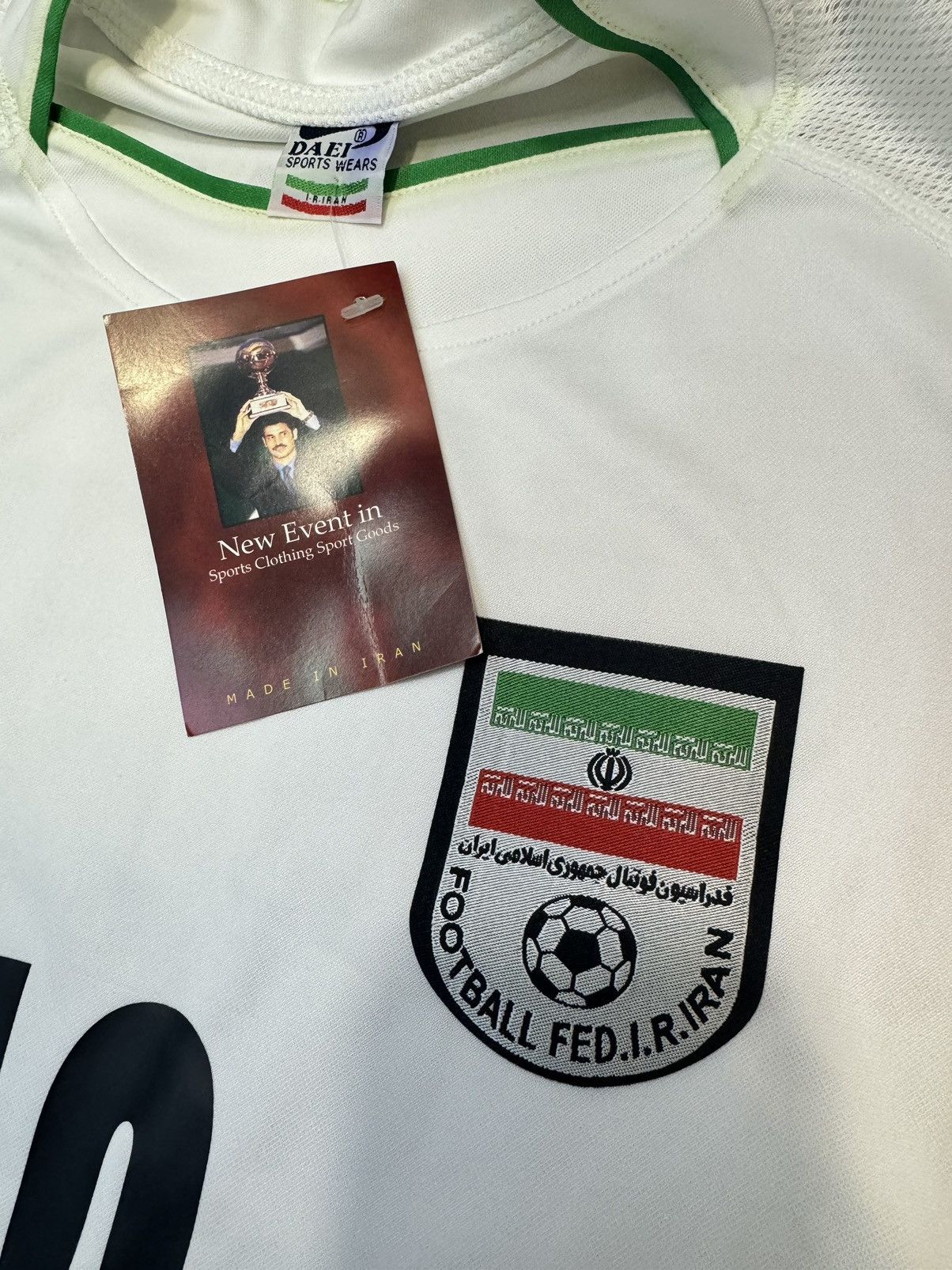 Other Iran 2003 home shirt set #10 A.Daei (Bnwt) Size US L / EU 52-54 / 3 - 6 Thumbnail