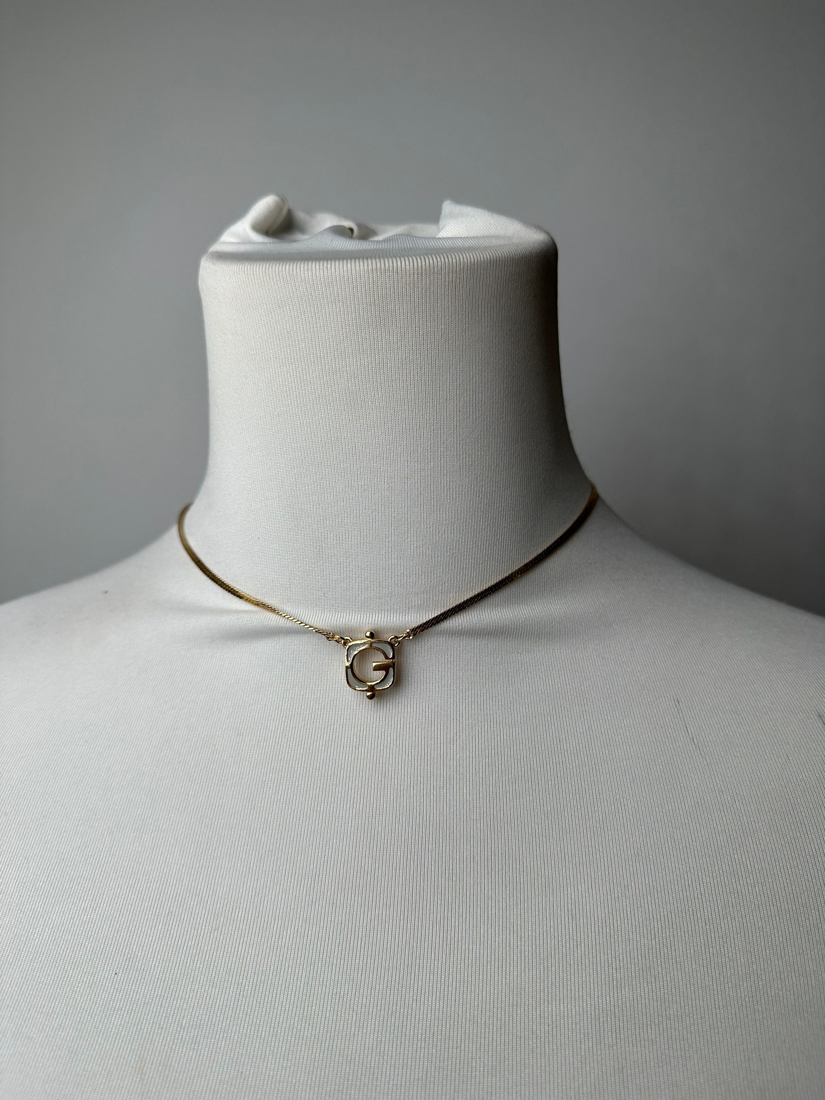 Givenchy Vintage Gold Pleated Collier Golden Size ONE SIZE - 1 Thumbnail