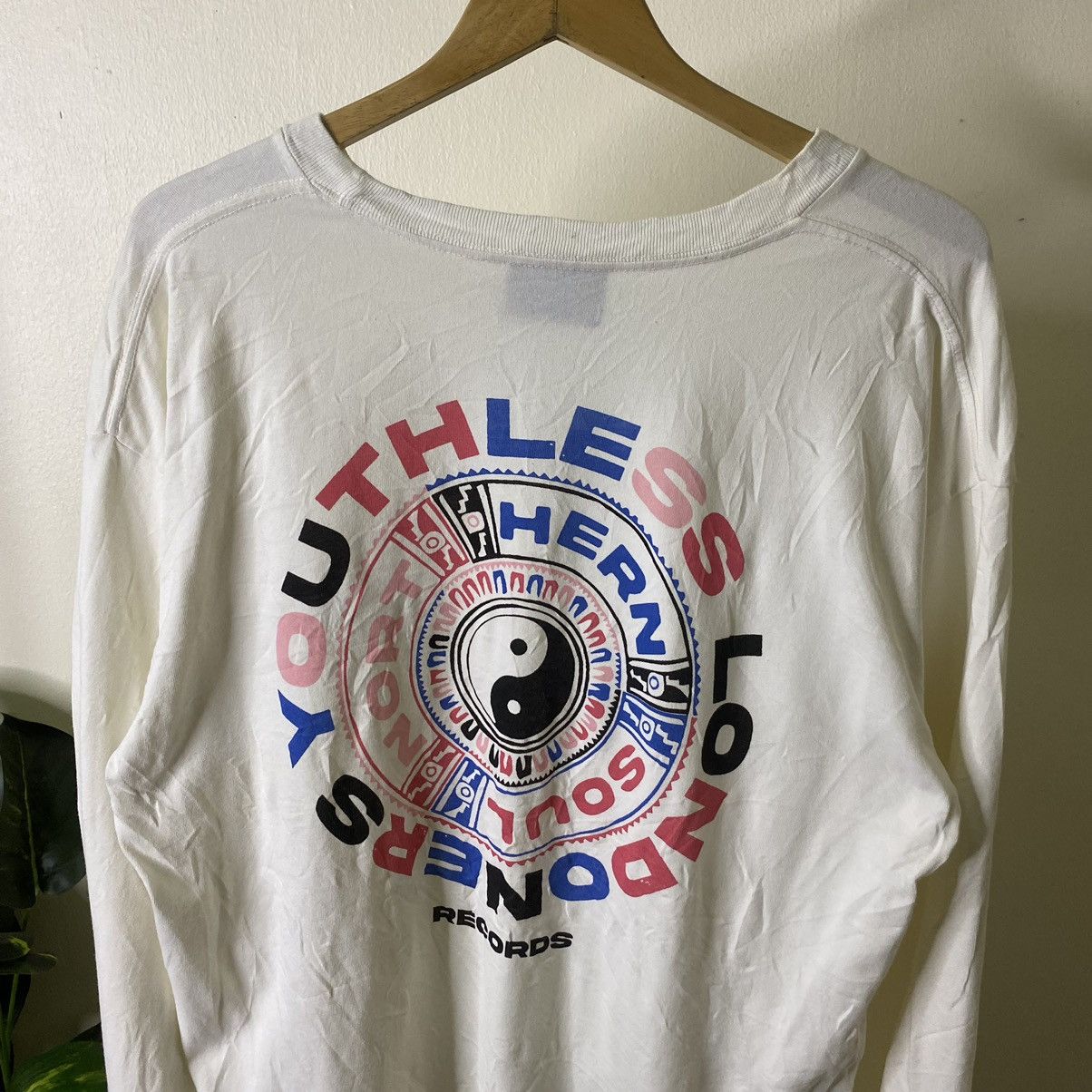 Journal Standard Journal Standard x Youthless Londoners Graphic LS Tee Size US L / EU 52-54 / 3 - 2 Thumbnail
