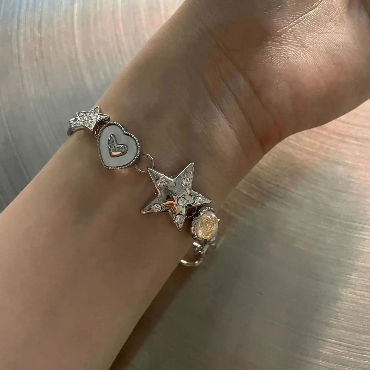Designer × Jewelry × Vintage Aesthetic Heart Star Chain Bracelet Size ONE SIZE - 7 Thumbnail