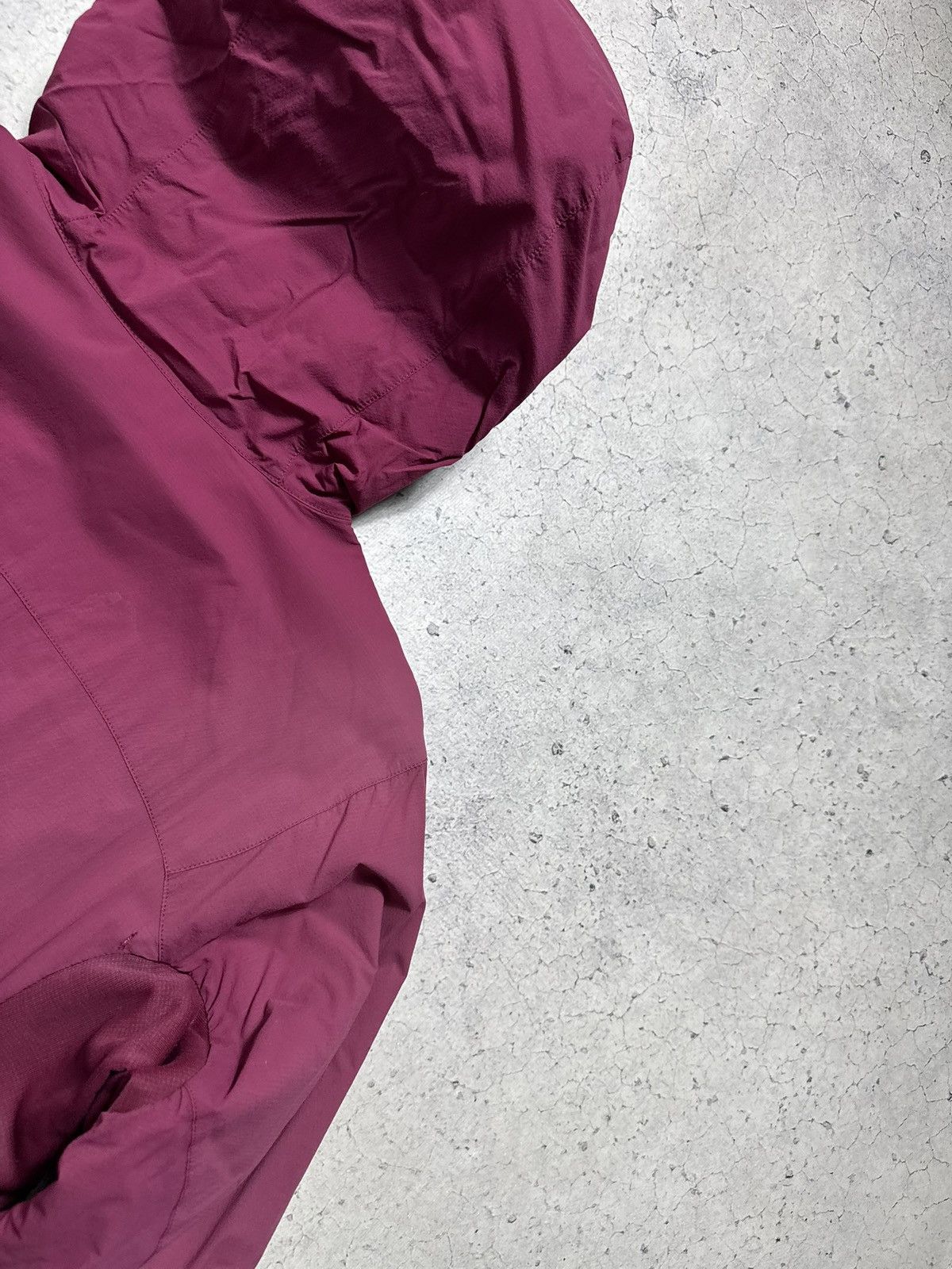 Arc'teryx Arc’teryx Women’s Atom Puffer Jacket Outdoor Size L Size L / US 10 / IT 46 - 20 Thumbnail