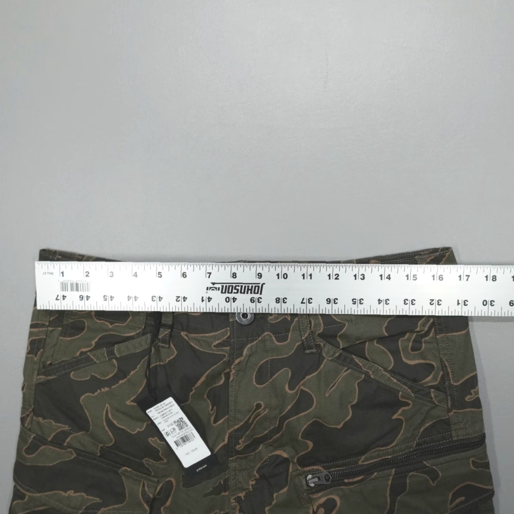 G-Star G Star Raw Rovic Zip 3D Regular Tapered Men’s Size 31x32 Cargo Pants Camo Size US 31 - 5 Thumbnail
