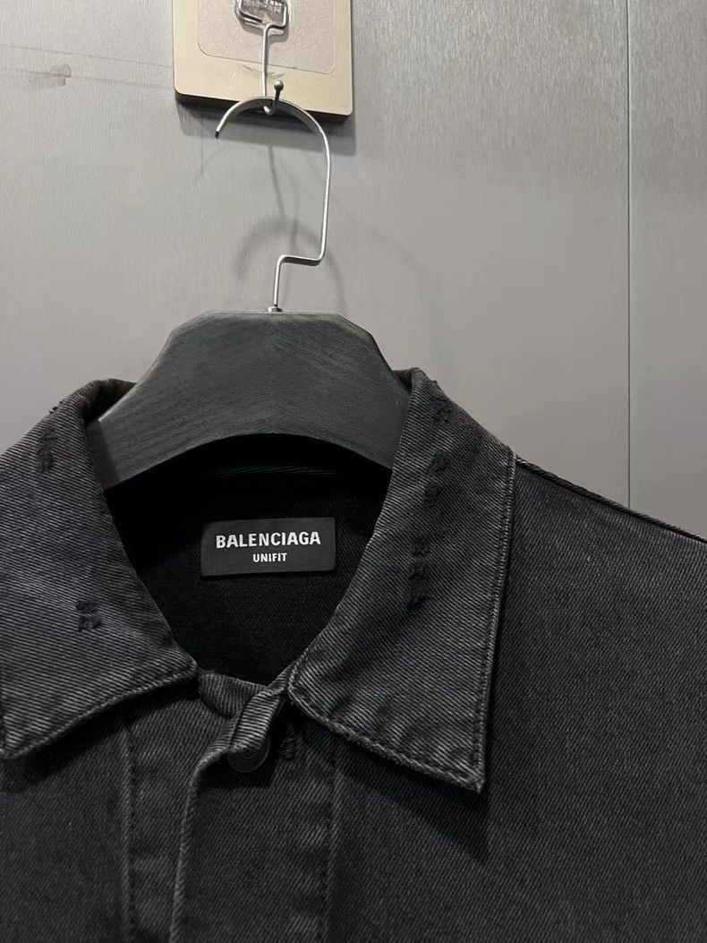 Balenciaga Balenciaga made old damaged embroidered Logo denim jacket-2 Size US S / EU 44-46 / 1 - 3 Thumbnail