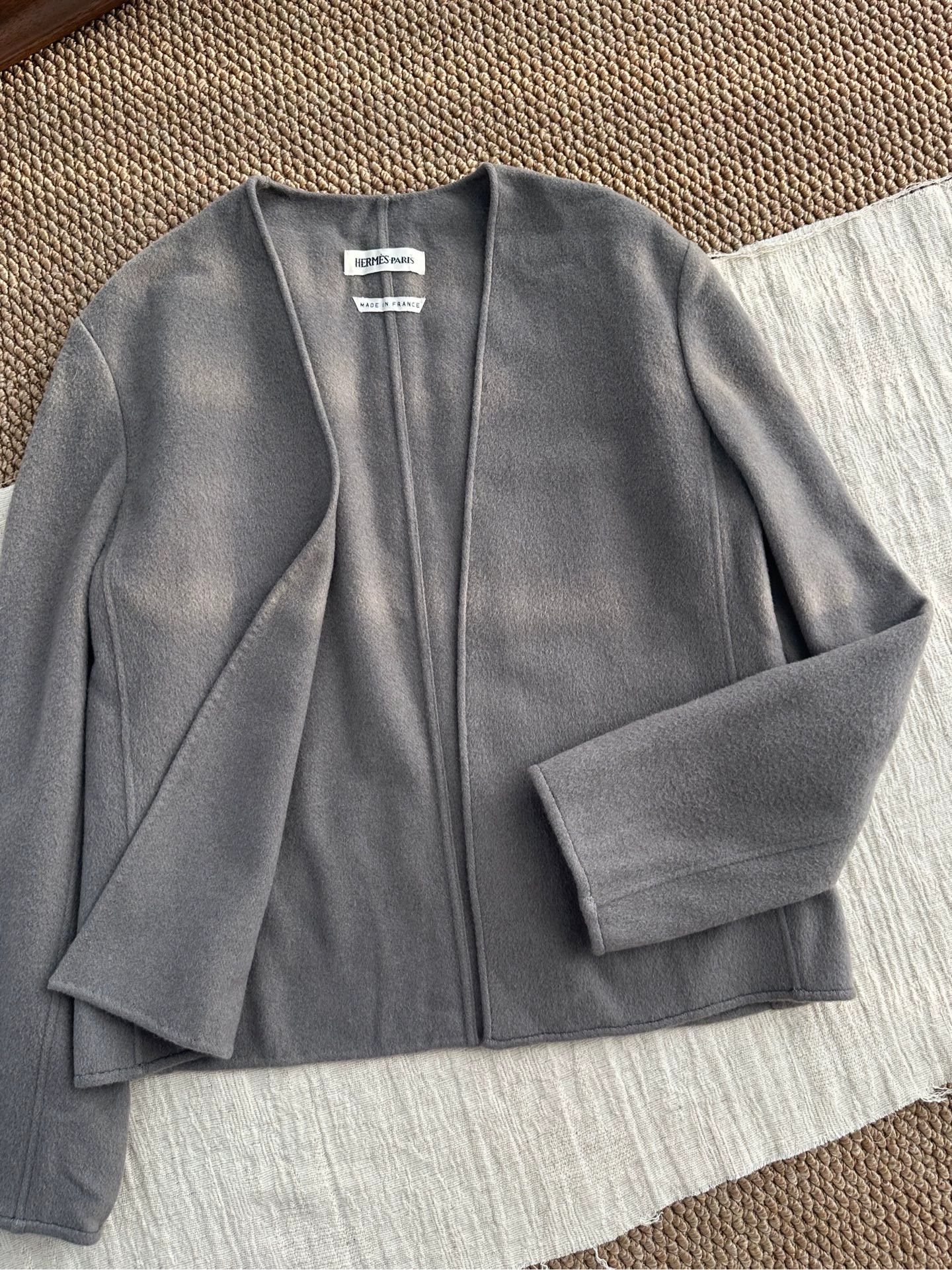Hermes HERMES Margiela Era casual cashmere short women's jacket Size M / US 6-8 / IT 42-44 - 1 Thumbnail