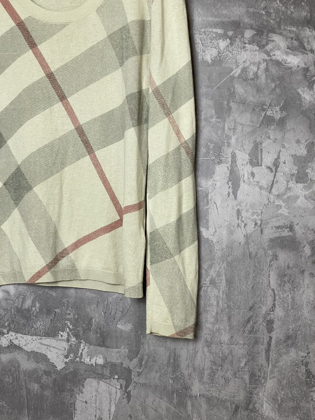 Burberry × Vintage Burberry Brit Nova Check Cashmere Wool Women's Sweater Size S / US 4 / IT 40 - 4 Thumbnail