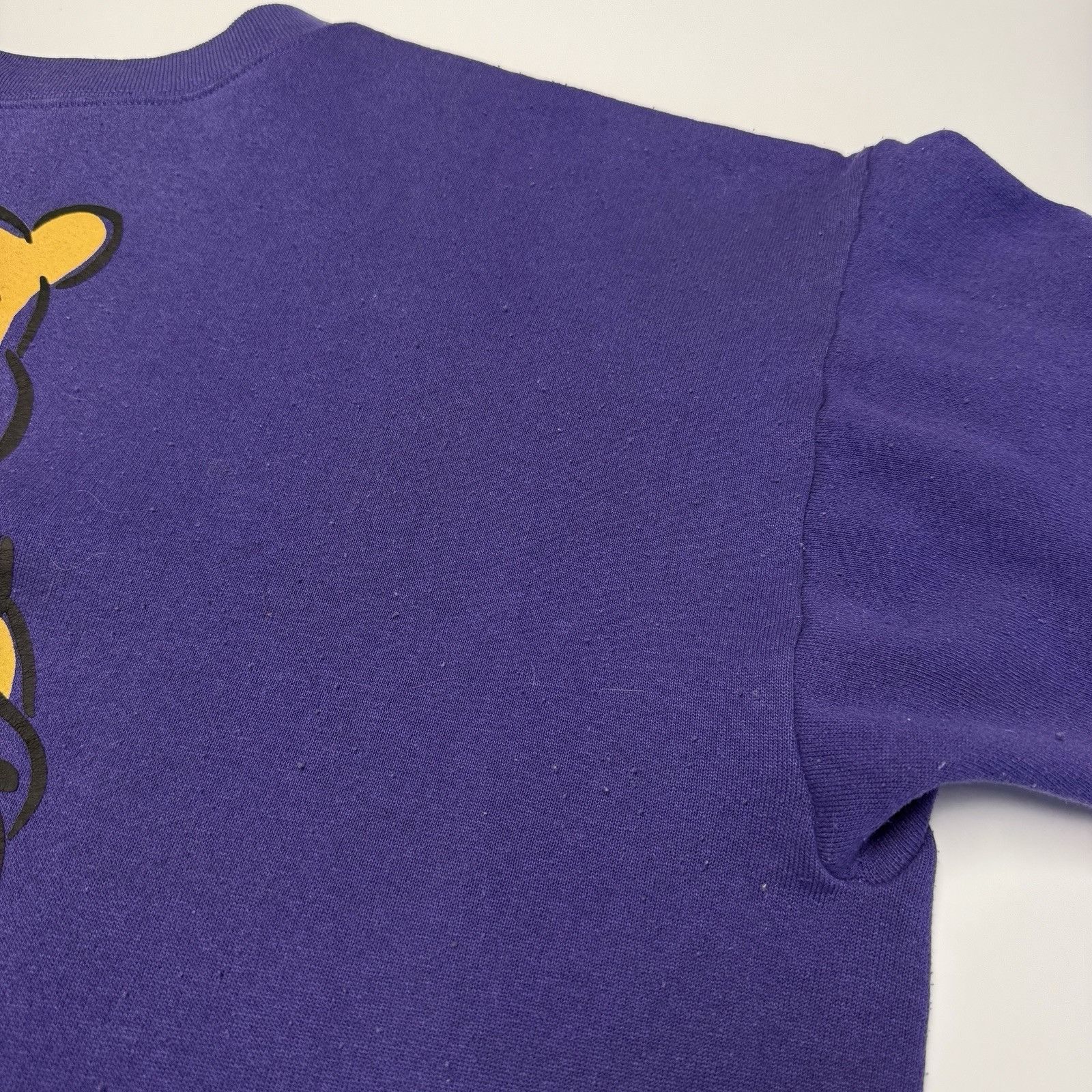Disney Vintage Winnie The Pooh Sweatshirt Oversized L Purple Crew N Size US L / EU 52-54 / 3 - 10 Thumbnail