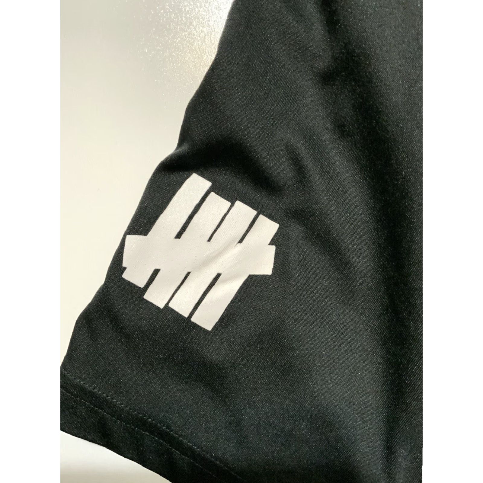 Adidas VINTAGE Adidas X Undefeated Los Angeles Junior Kings Hockey 8” Inseam Black Shorts Sz. L Size US 33 - 8 Thumbnail