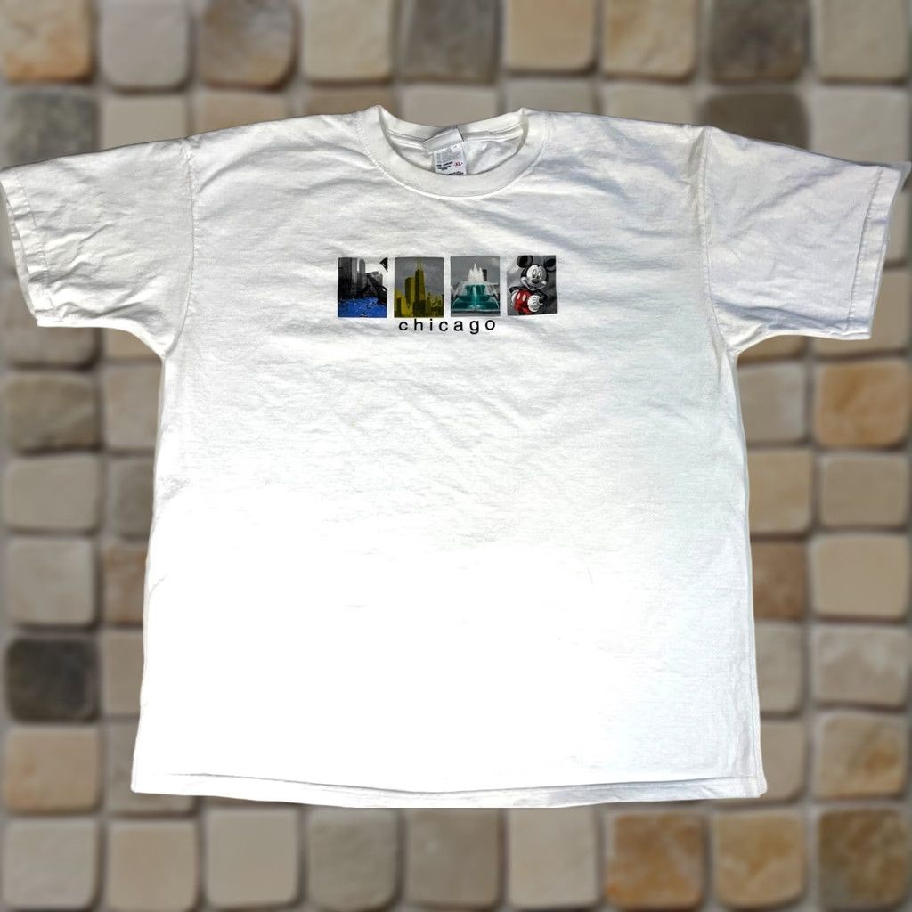 Disney VINTAGE Disney Store Mickey Mouse Chicago Men’s T-Shirt XL Crew Neck 90s White Cotton Shirt Size US XL / EU 56 / 4 - 1 Thumbnail