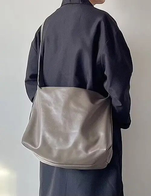 Japanese Brand Fashion retro pu leather messenger bag vintage shoulder bag Size ONE SIZE - 3 Thumbnail