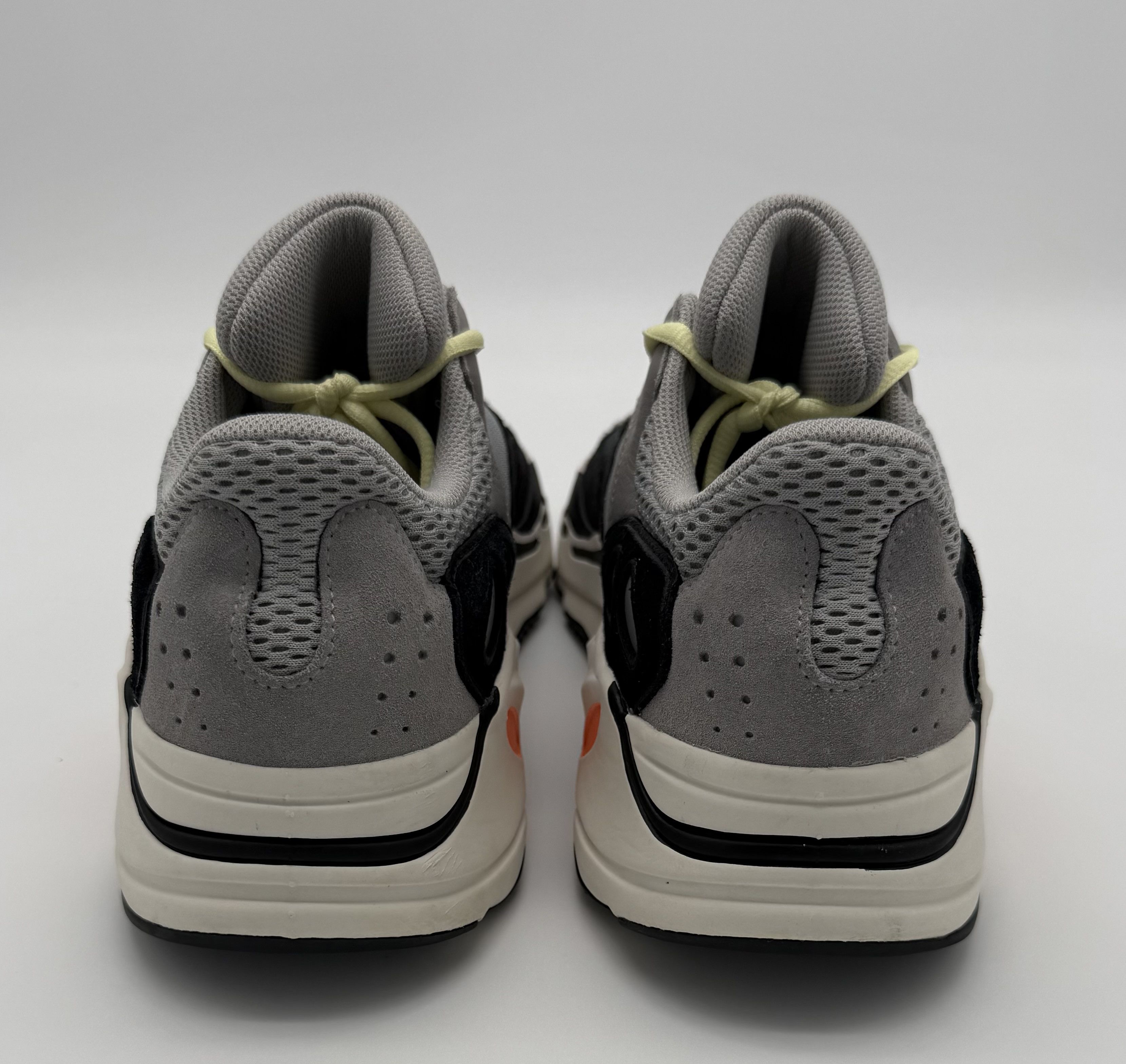 Yeezy Yeezy Boost 700 Wave Runner Size US 12 / EU 45 - 4 Thumbnail