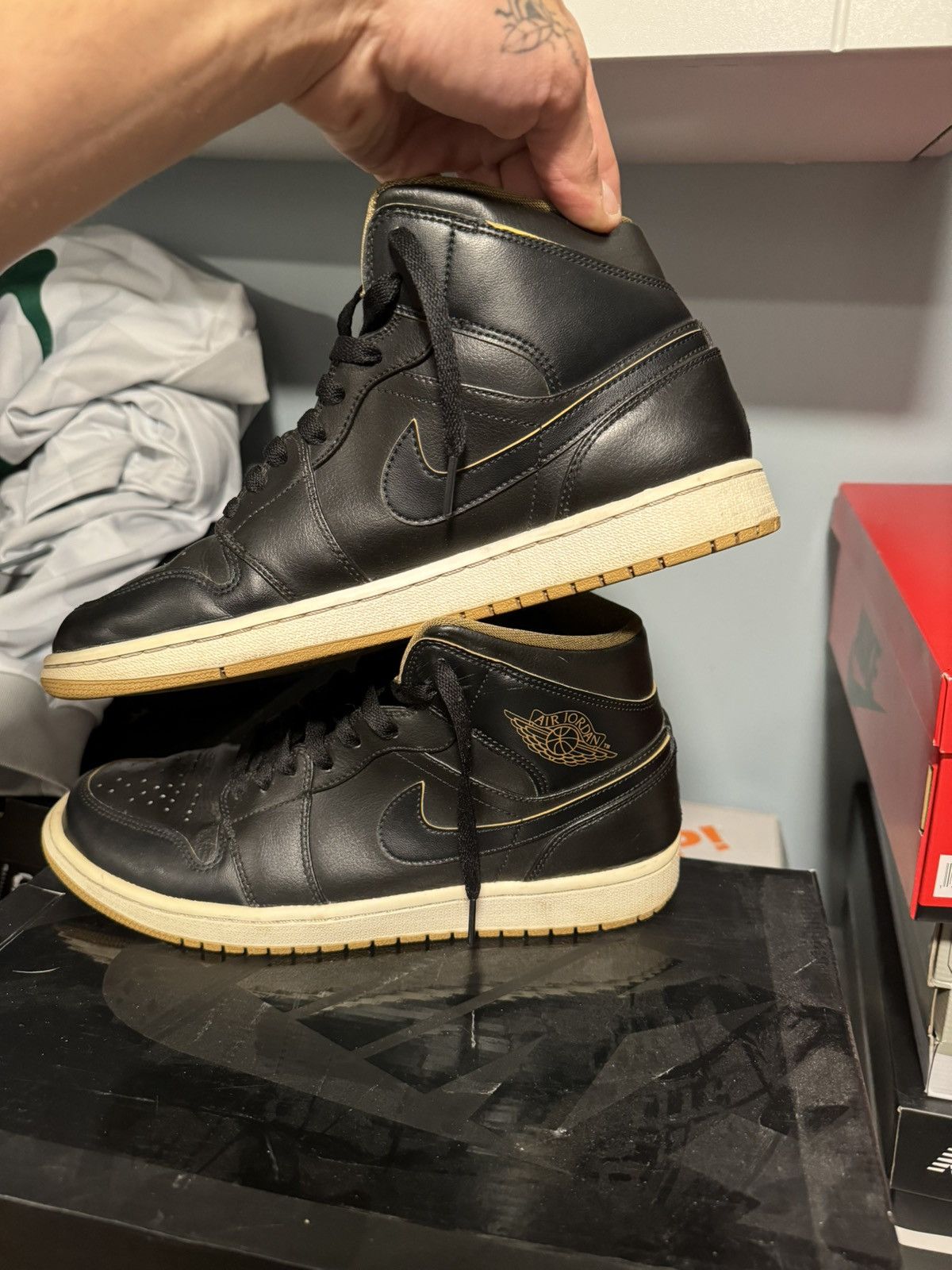 Jordan Brand Jordan 1 Size US 10.5 / EU 43-44 - 4 Thumbnail