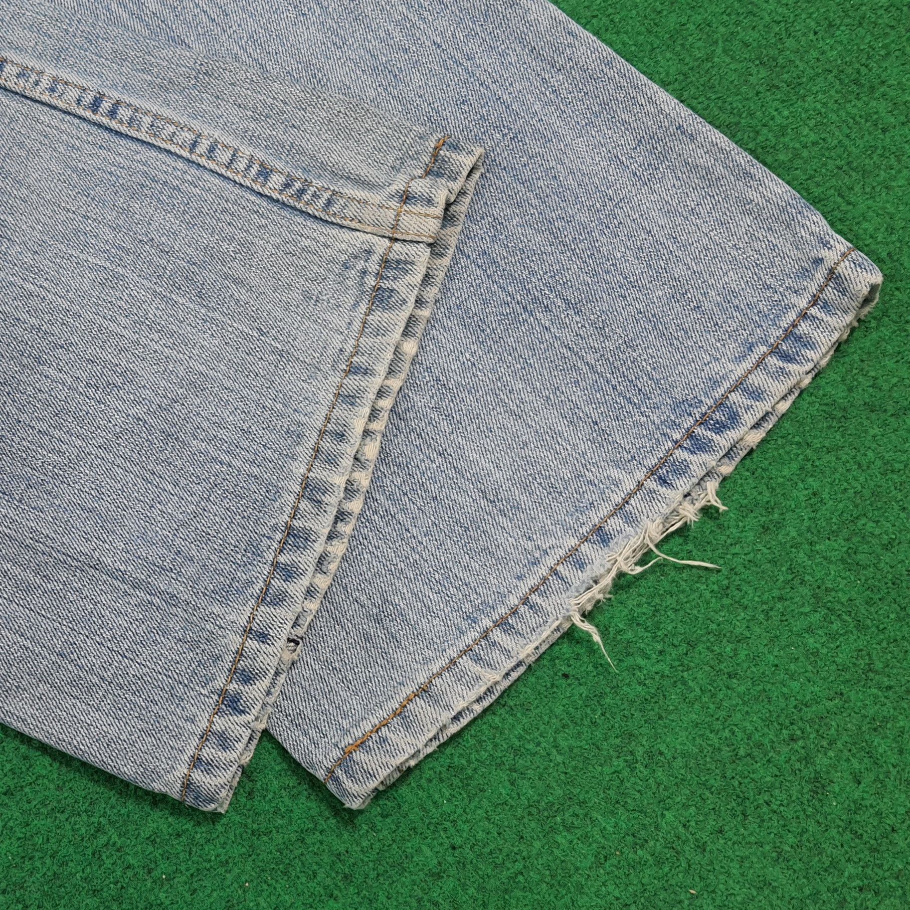 Levi's Vintage Levi's 527 Denim Low Rise Boot Cut Jeans C280N14 Size US 33 - 8 Thumbnail