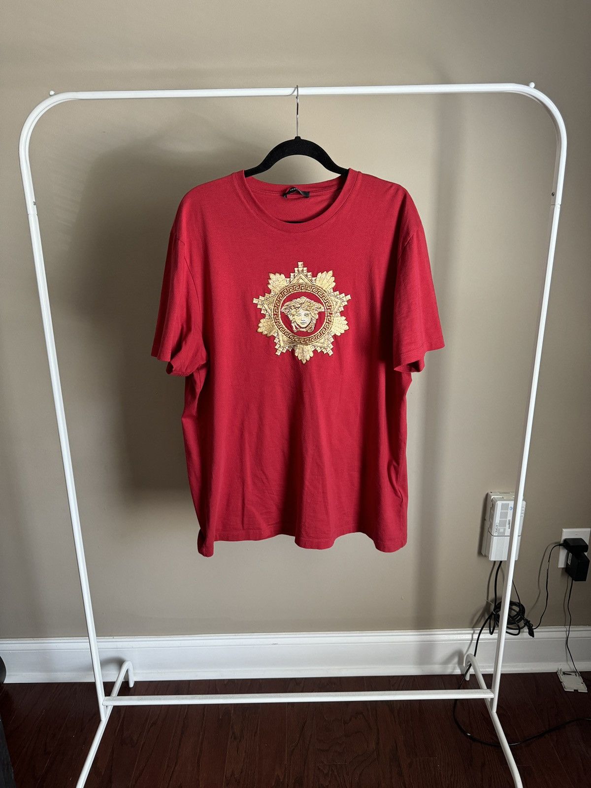 Versace Versace Red/Gold Embroidered Crest Logo T Shirt Size US XXL / EU 58 / 5 - 1 Thumbnail