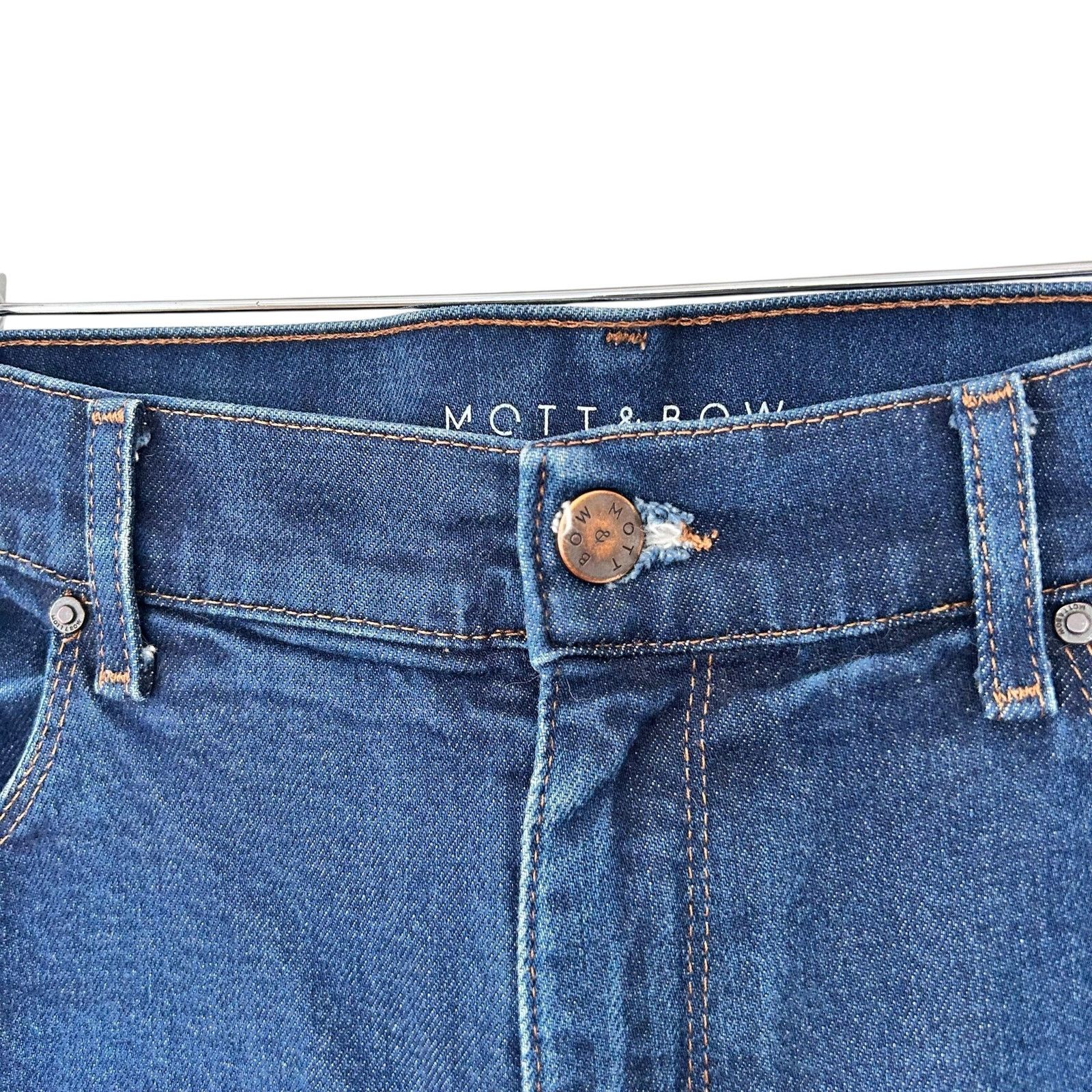 Mott & Bow Mott & Bow Boyfriend Jeans Sz 32x30 Size US 32 / EU 48 - 2 Thumbnail