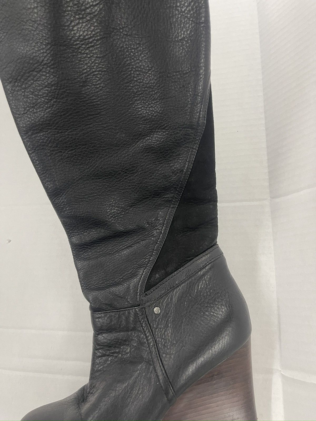 Ugg UGG Australia Black Sheepskin Leather Knee High Wedge Boots Size US 9 / IT 39 - 7 Thumbnail