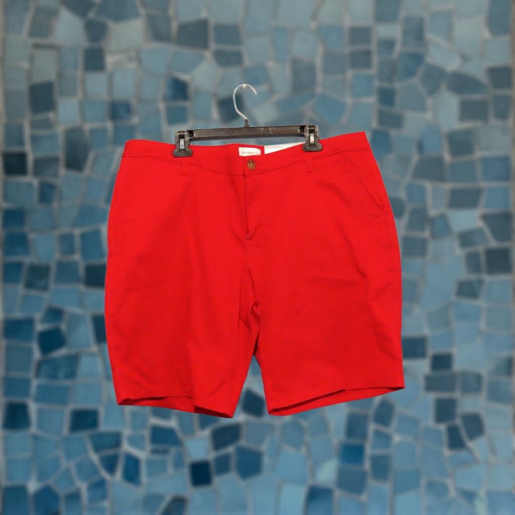 Liz Claiborne Liz Claiborne Bermuda Shorts Red Women's Size 18 NWT Casual Classic 18 Ladies Shorts Size 36" / US 14 / IT 50 - 1 Thumbnail