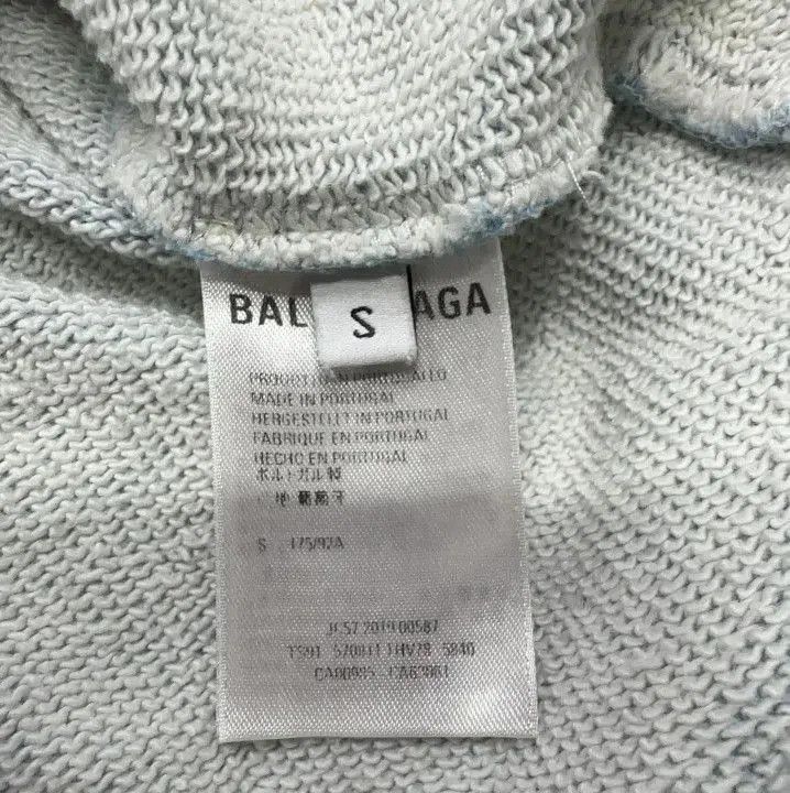 Balenciaga Balenciaga AW19 Light Blue Printed Hoodie. Size US S / EU 44-46 / 1 - 5 Thumbnail